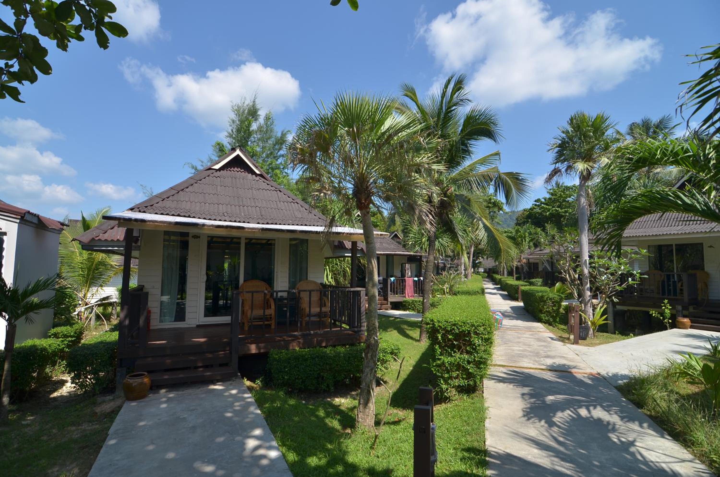 Nakara Long Beach Resort - SHA Extra Plus