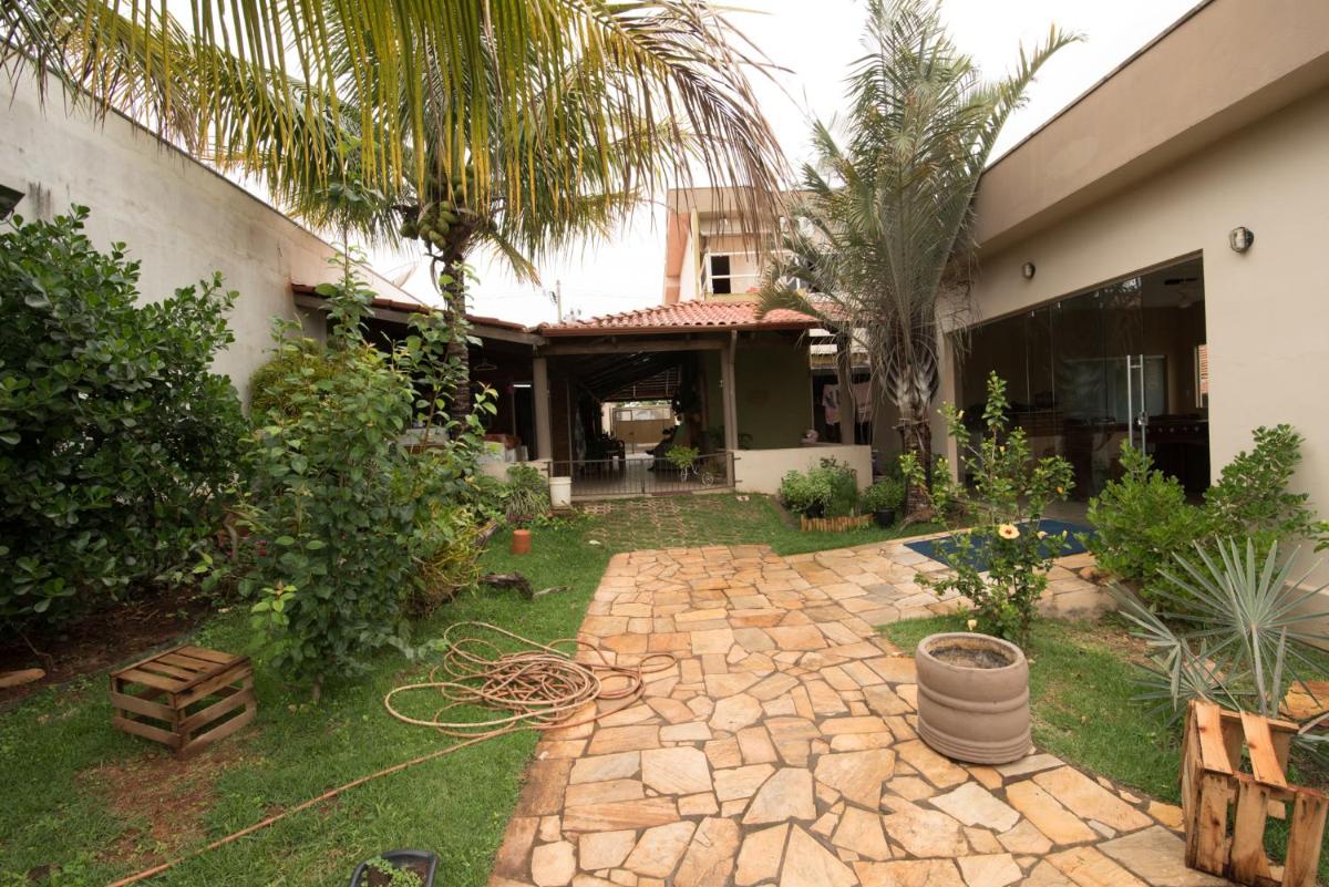 outdoor BBQ area
