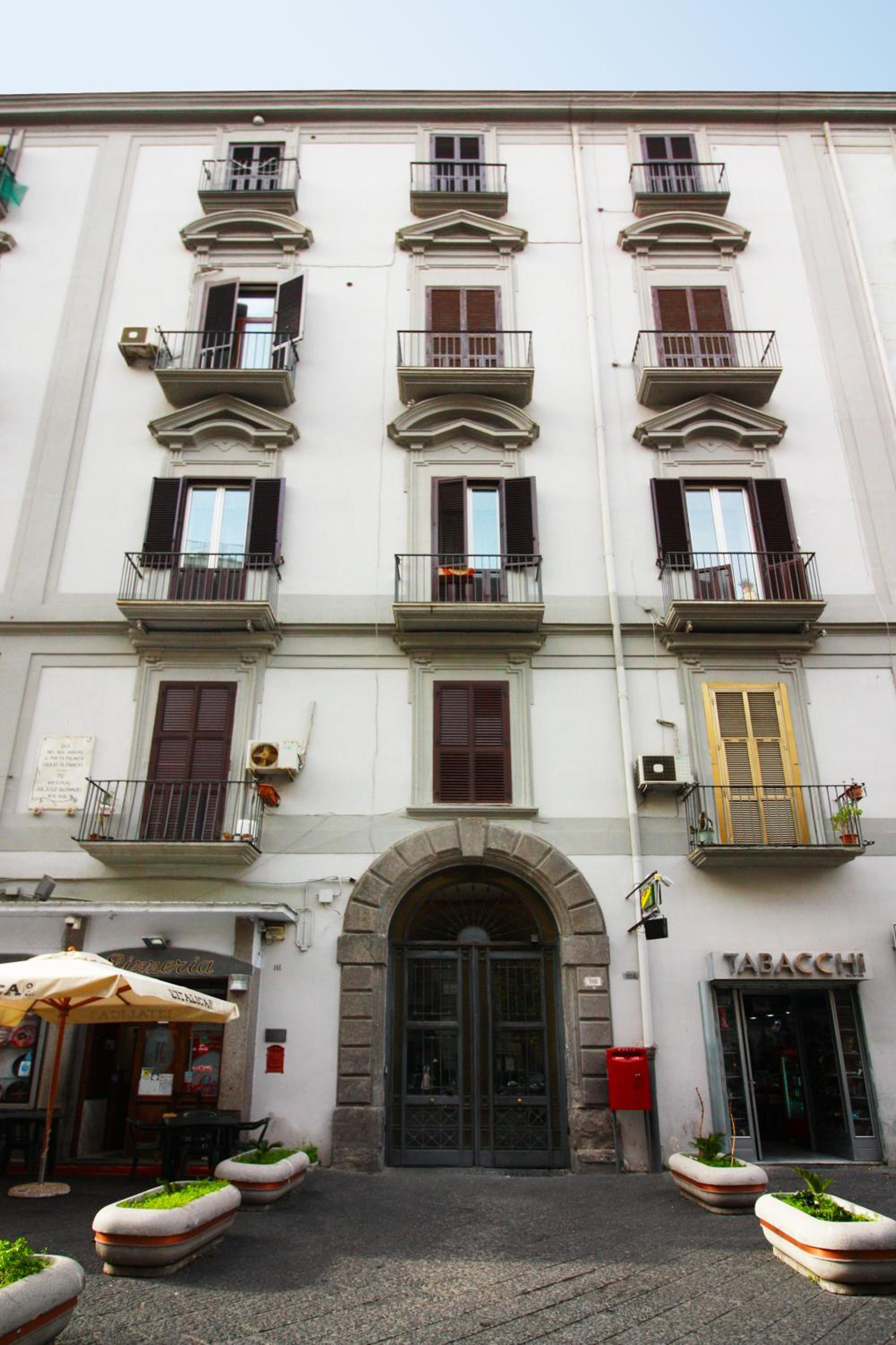 La Corte dei Borboni by Dimorra