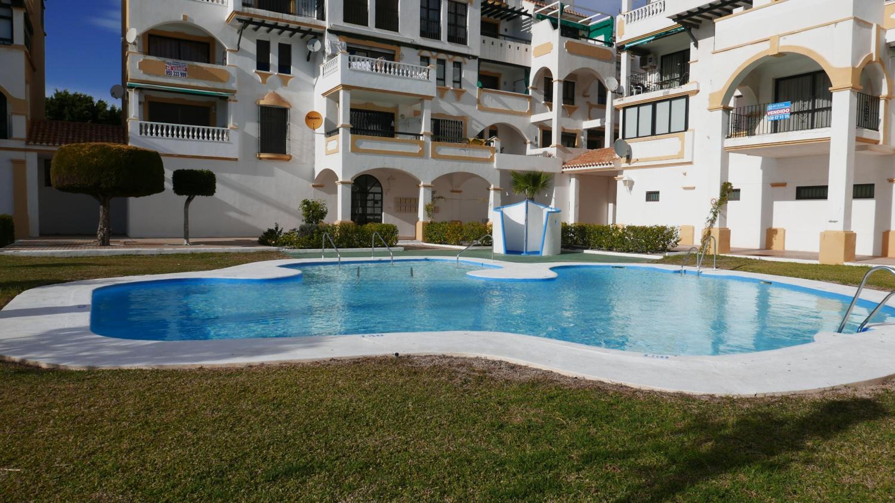 Apartamentos Roquetas Beach