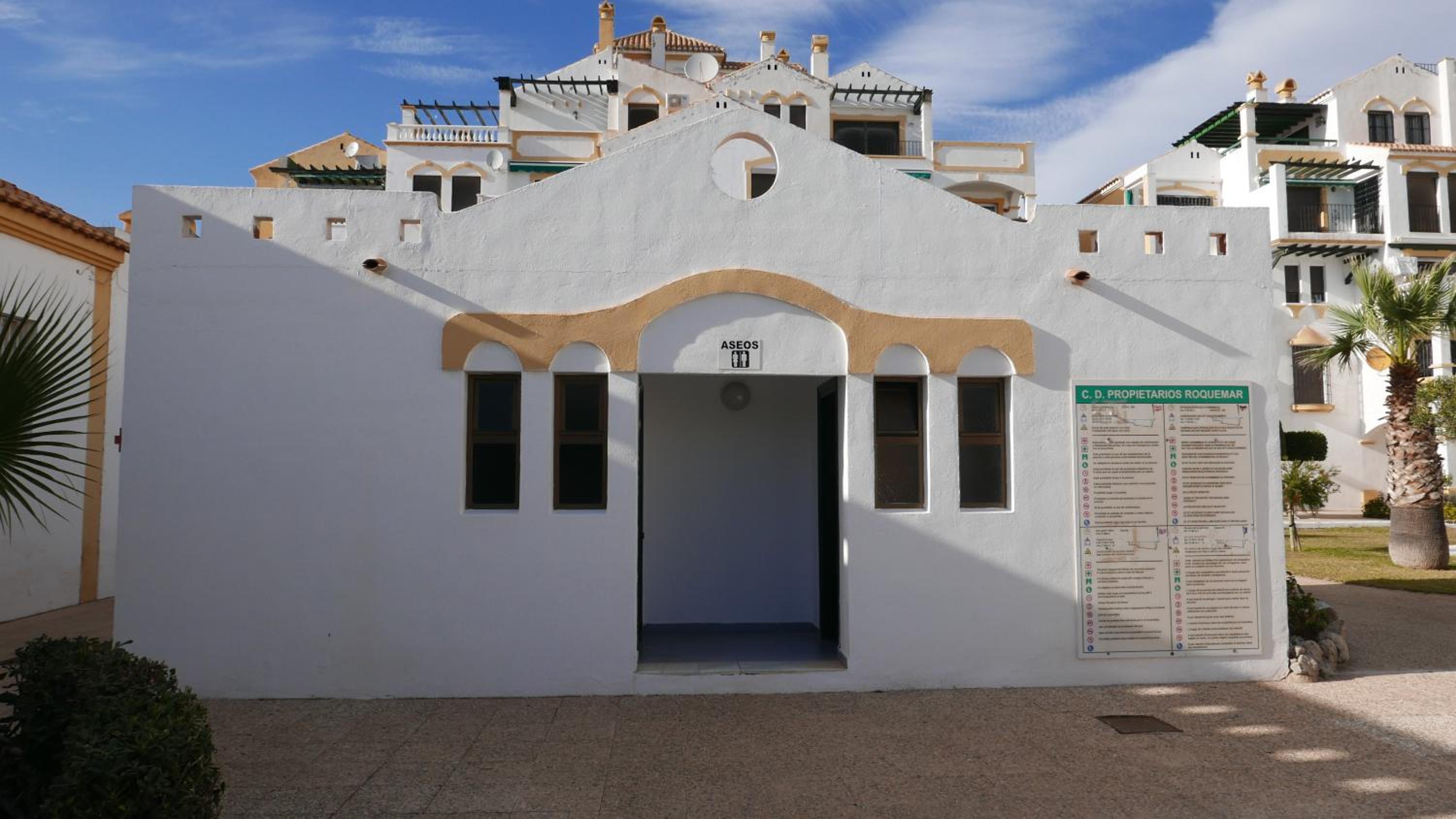 Apartamentos Roquetas Beach