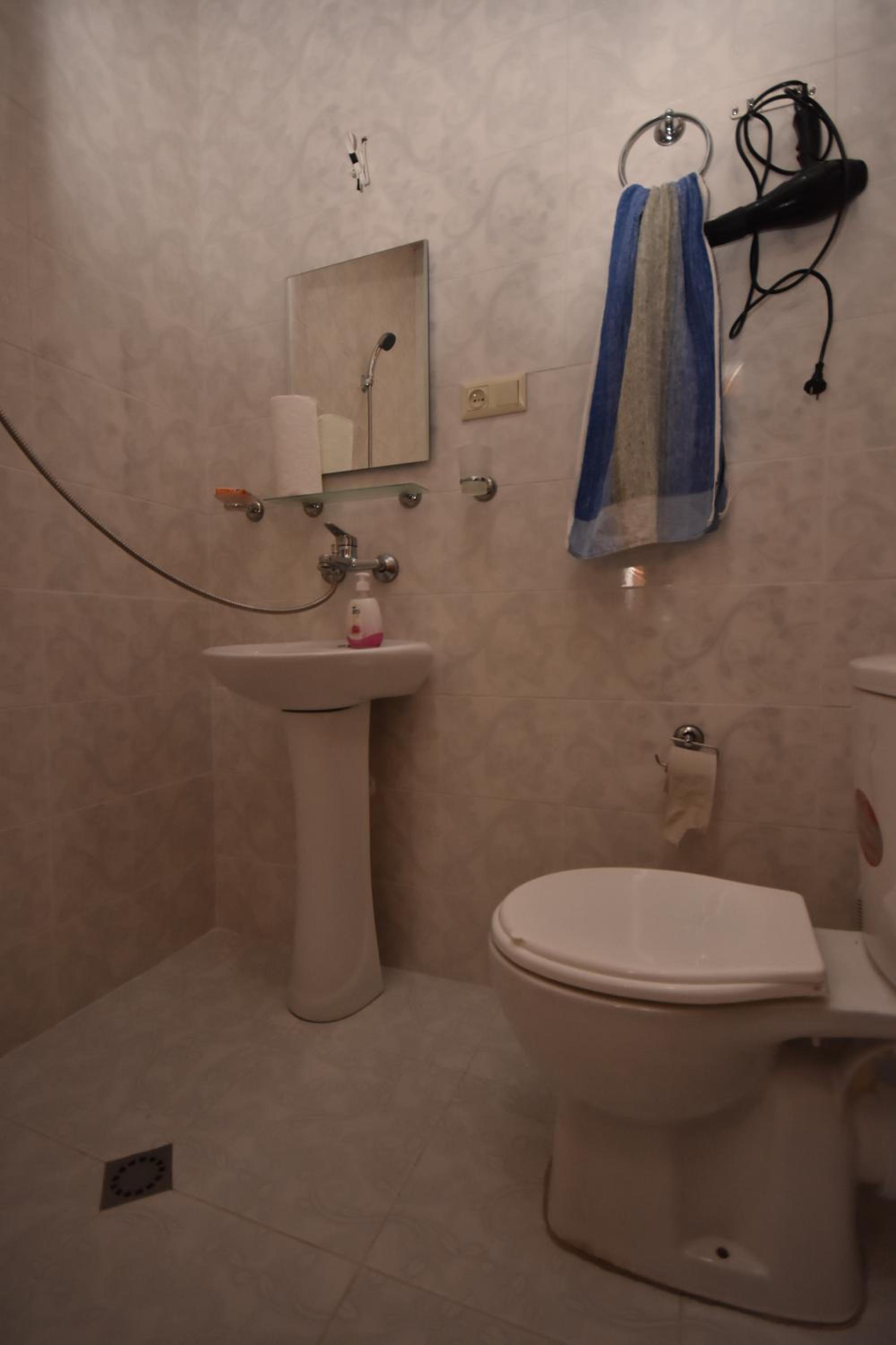 Photo 31