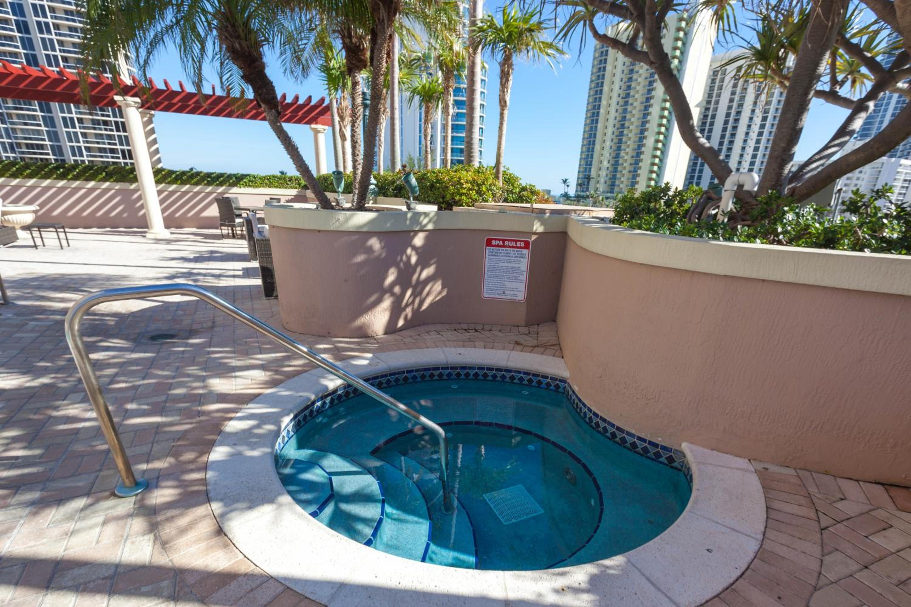 King David Condominium Sunny Isles Beach view 3