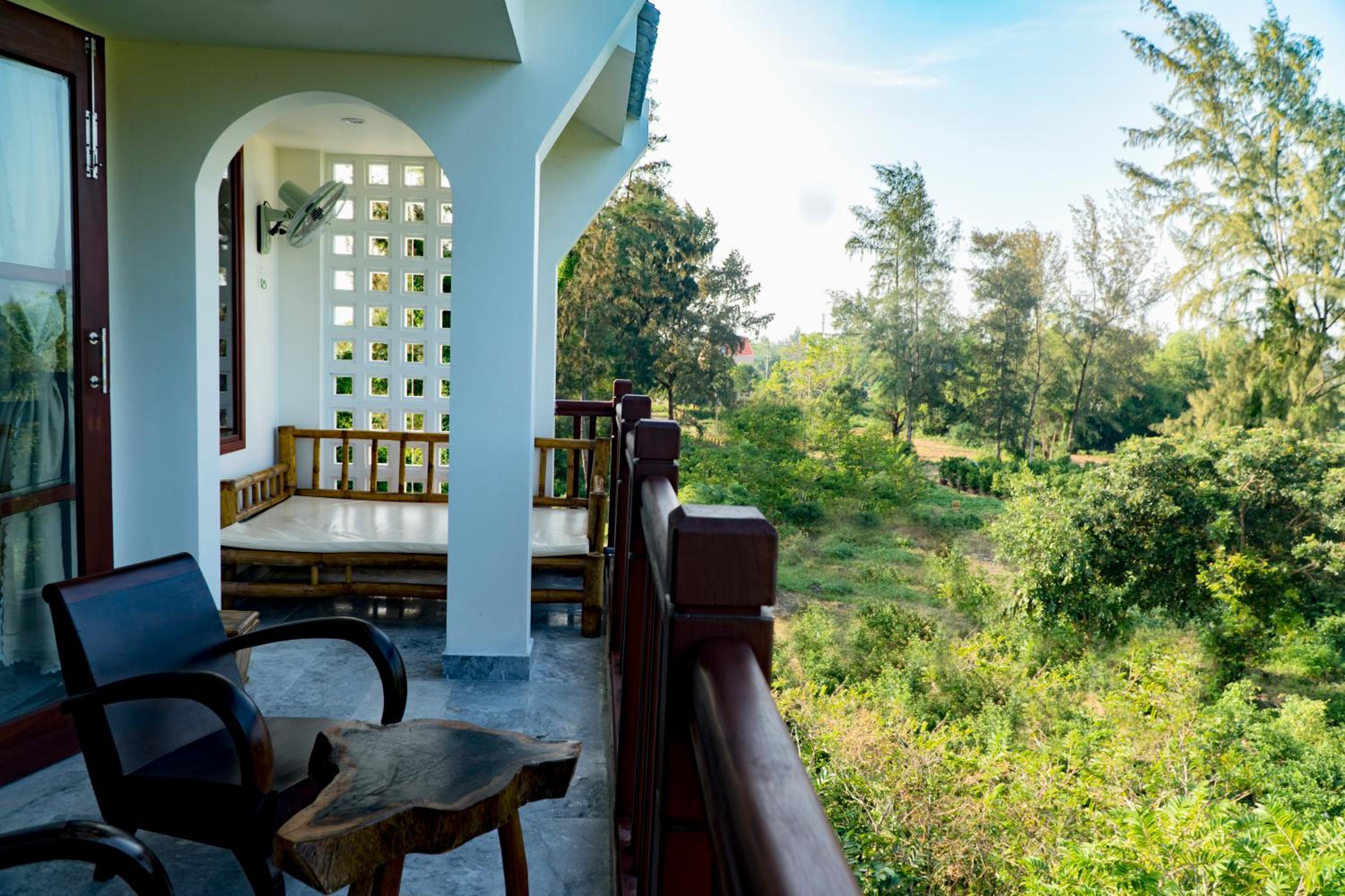 Louis Villa Hoi An