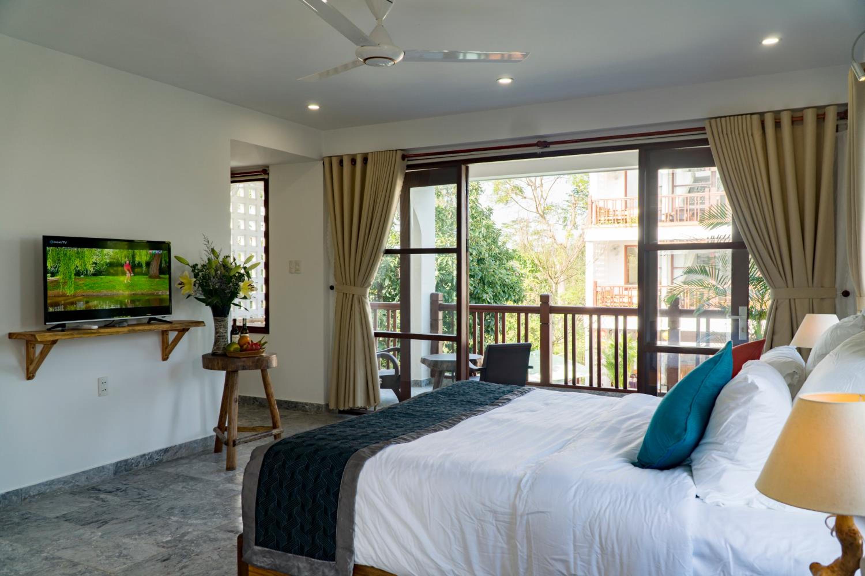 Louis Villa Hoi An