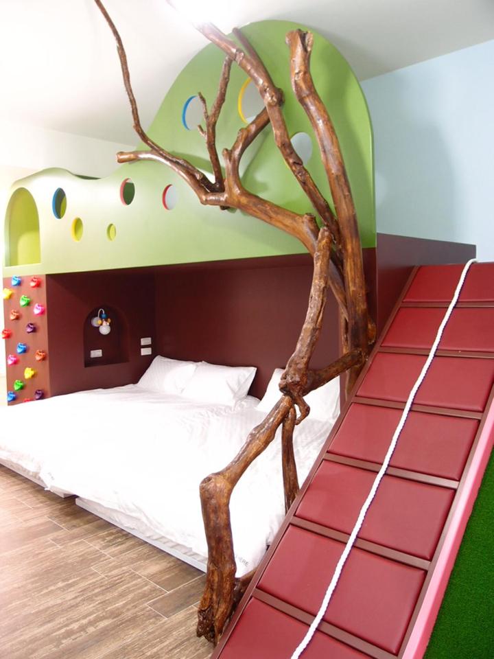 23 Here B&B
