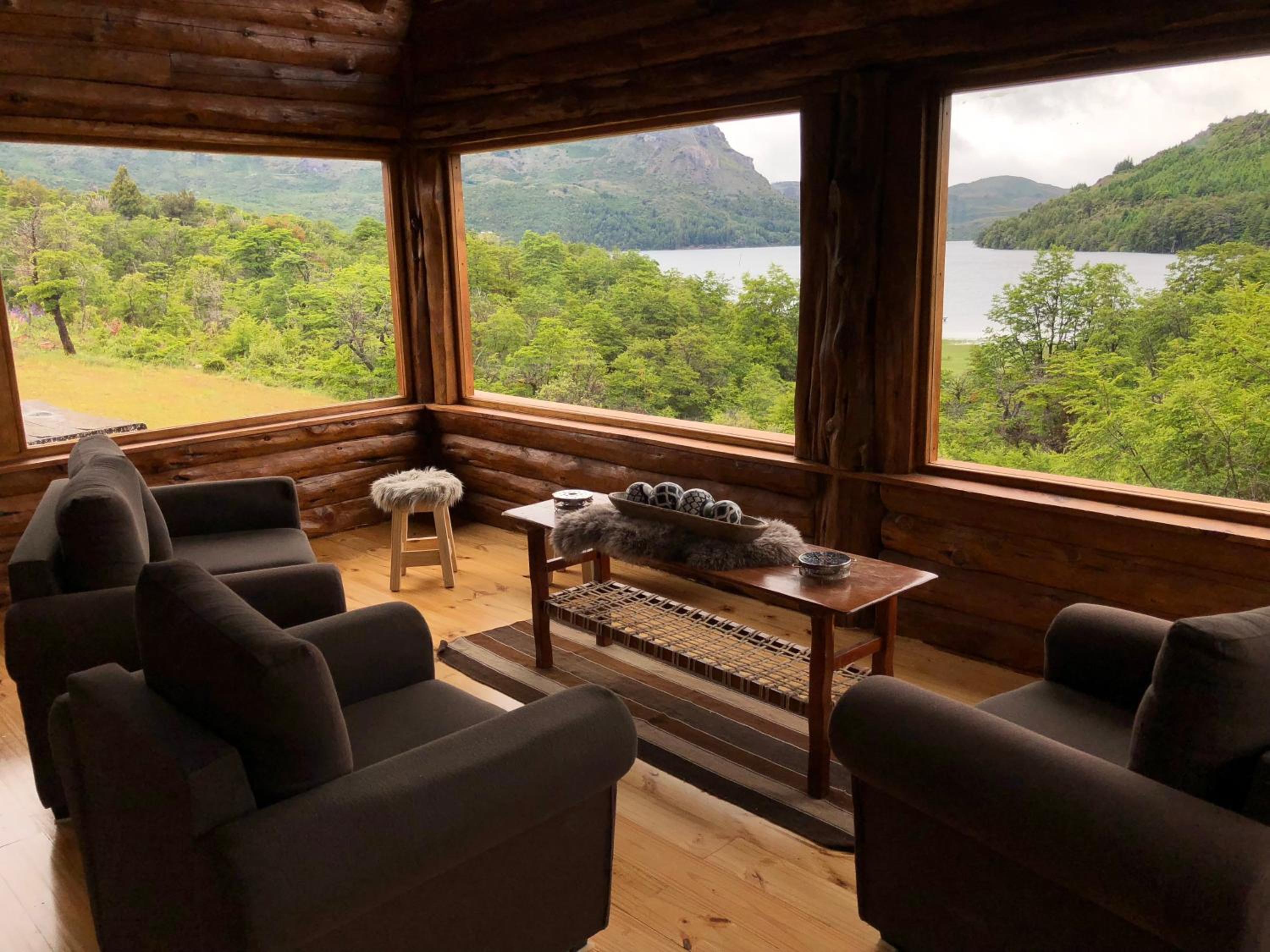 Laguna Larga Lodge