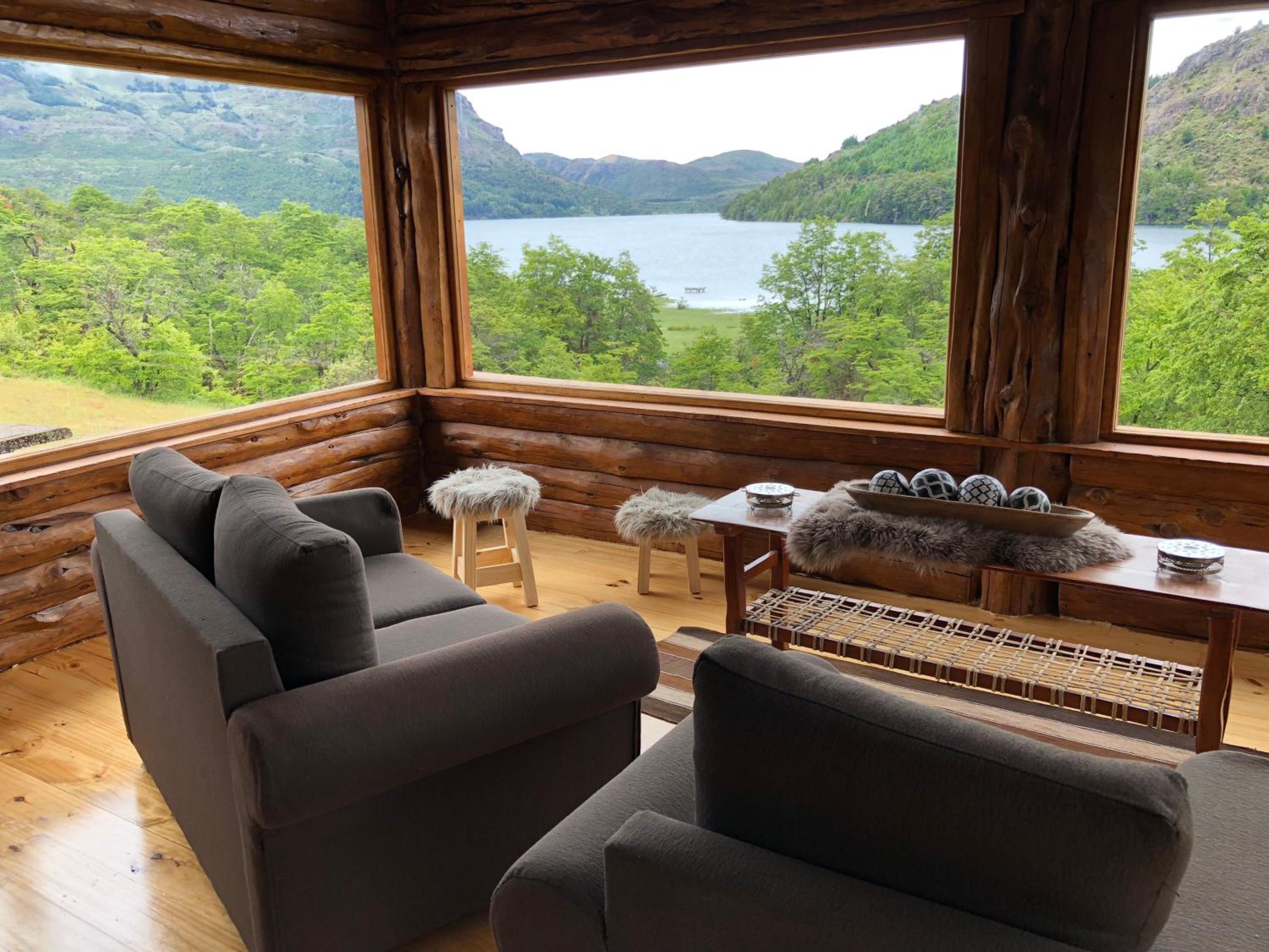 Laguna Larga Lodge