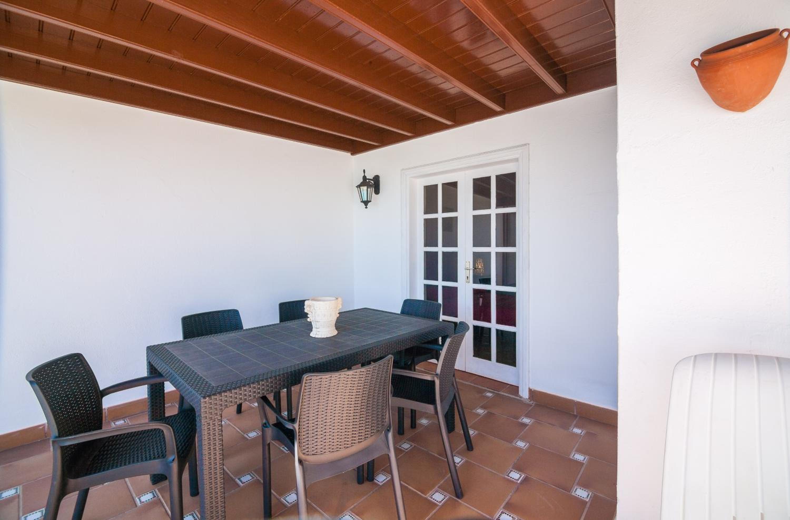 Villa Tías view 5