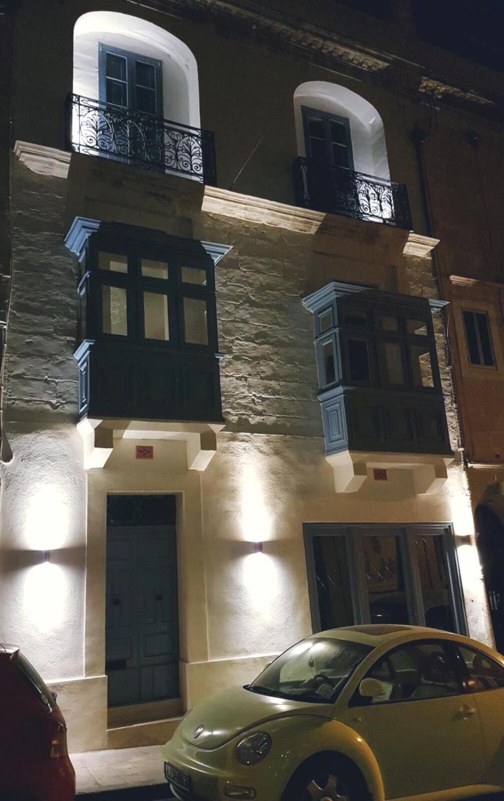 Sliema Vacations - Backstage Boutique Music Themed Townhouse - Property Image 27