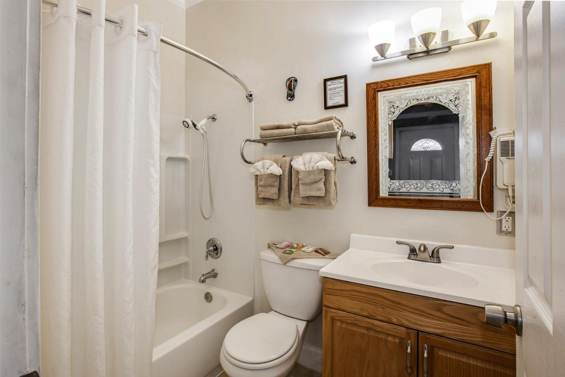 Beachwood Condos & Resort