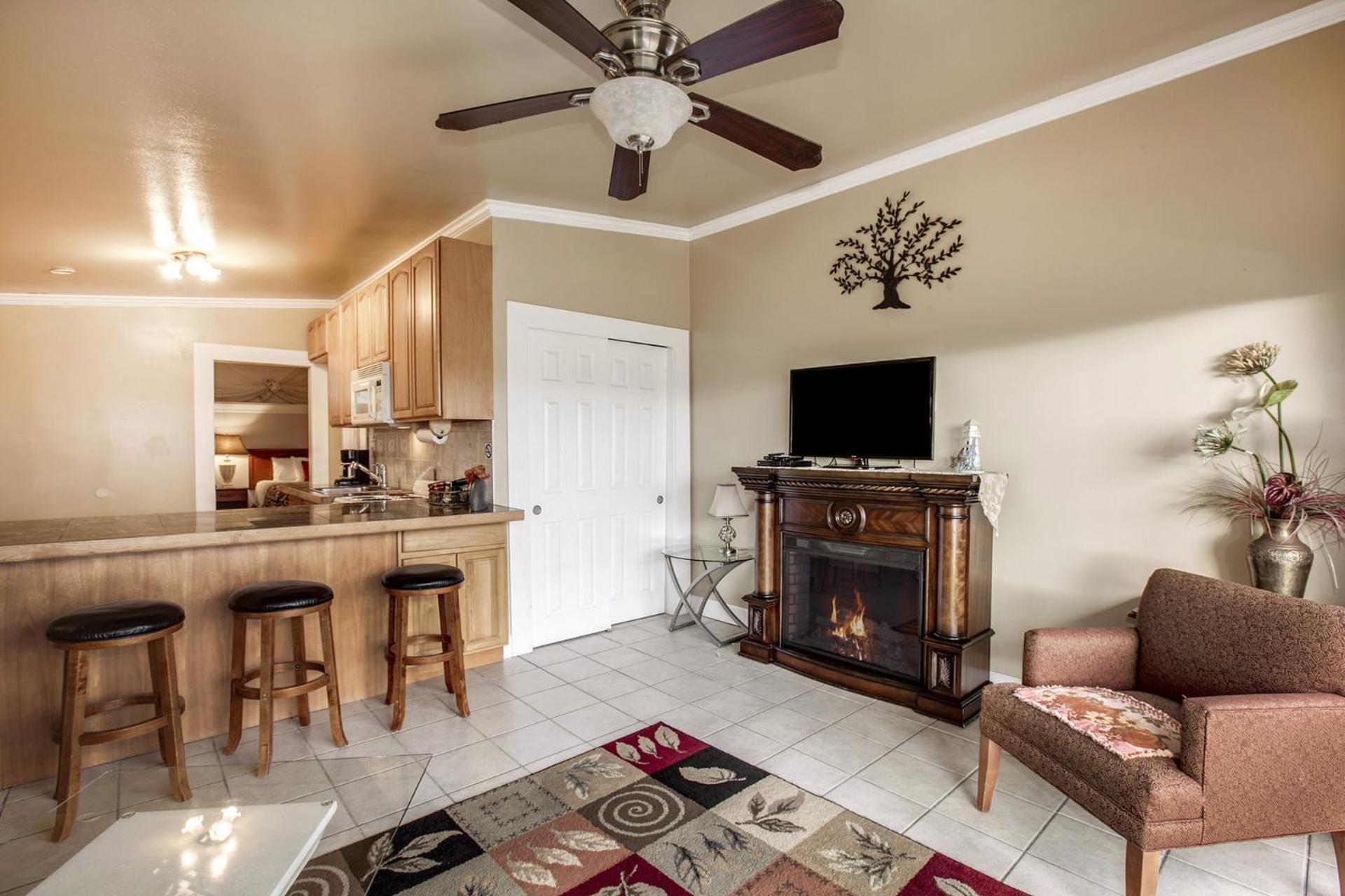 Beachwood Condos & Resort