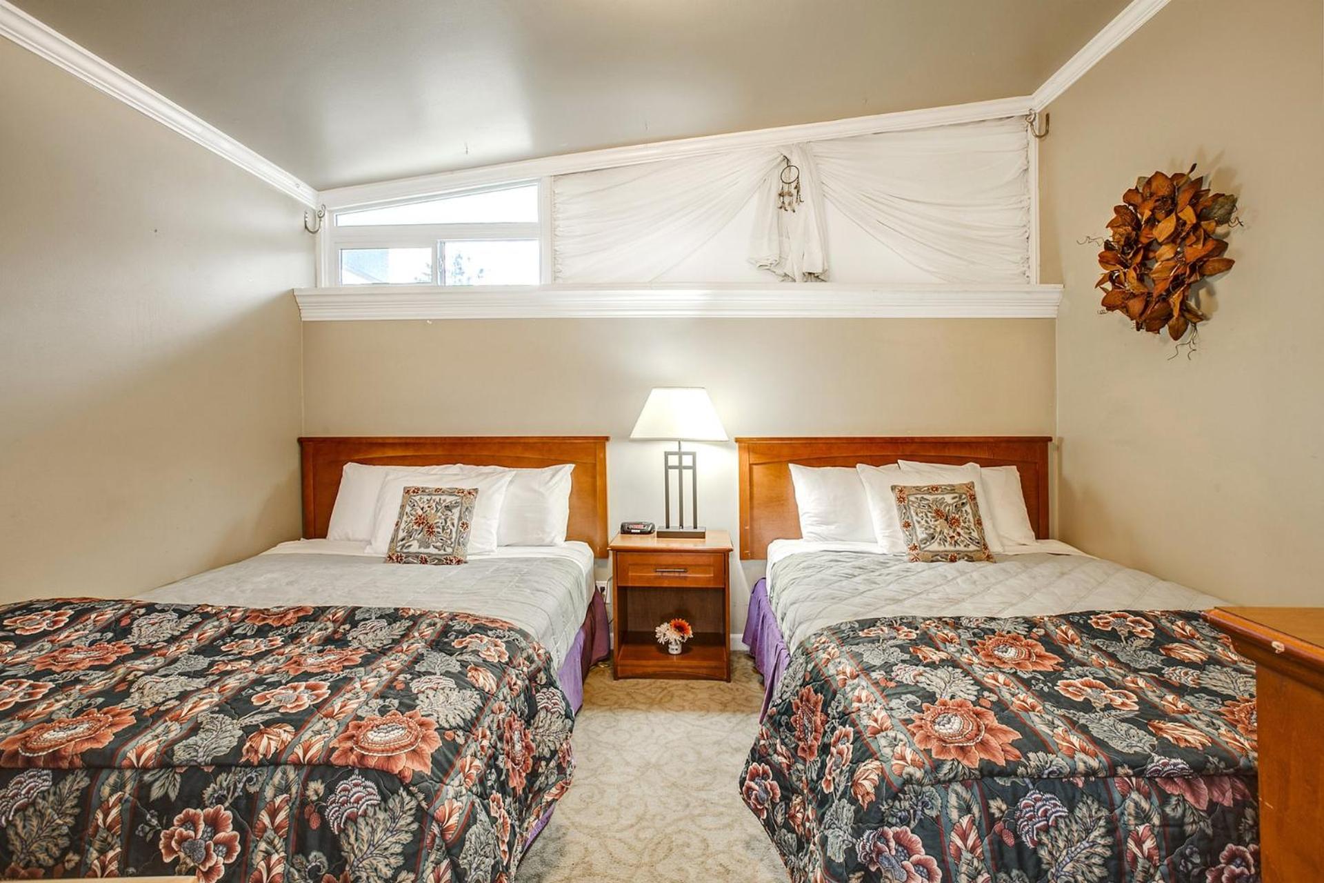 Beachwood Condos & Resort
