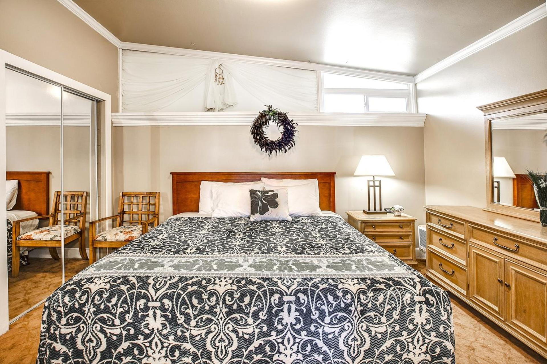 Beachwood Condos & Resort