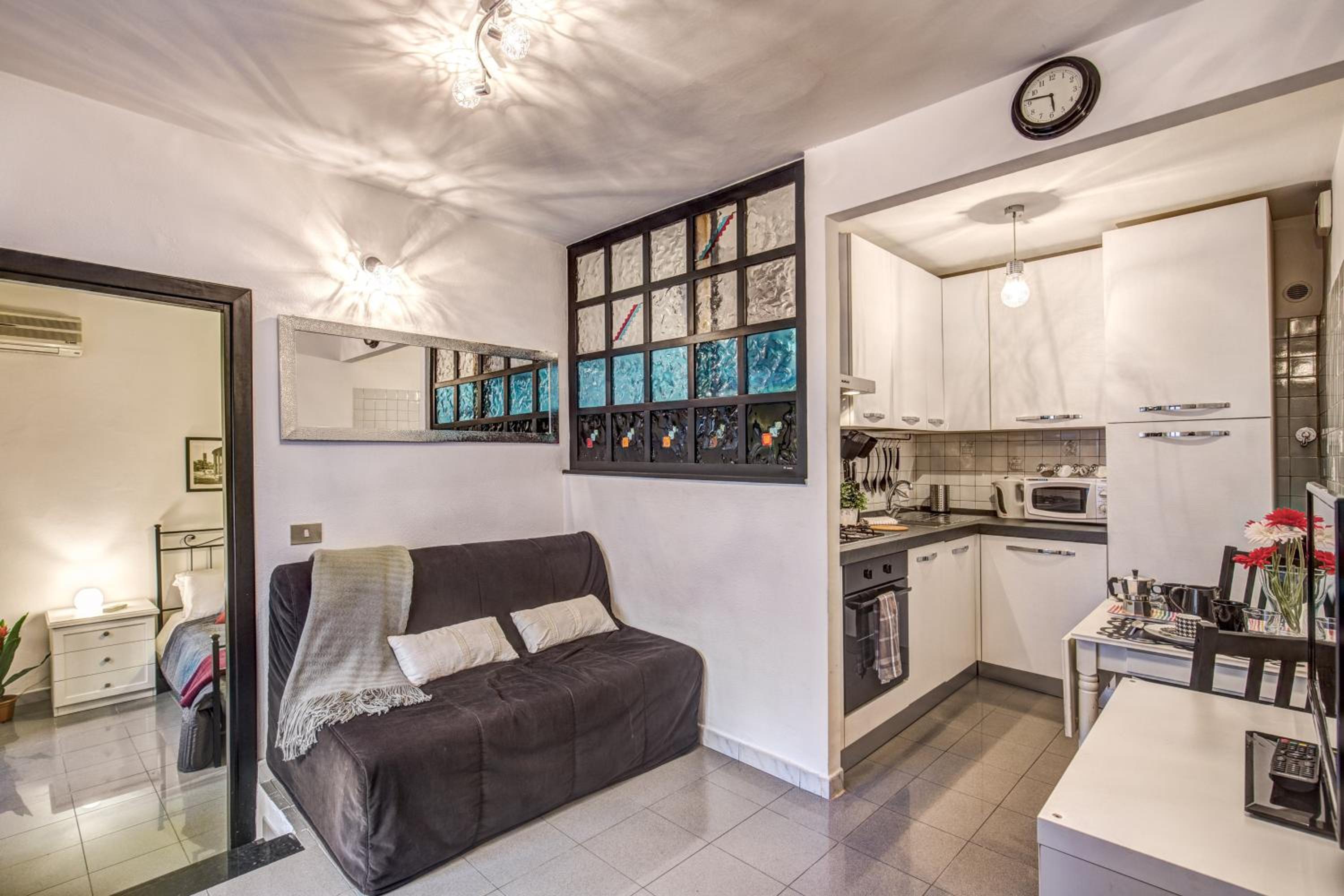 M&L Apartments - Ardesia Colosseo