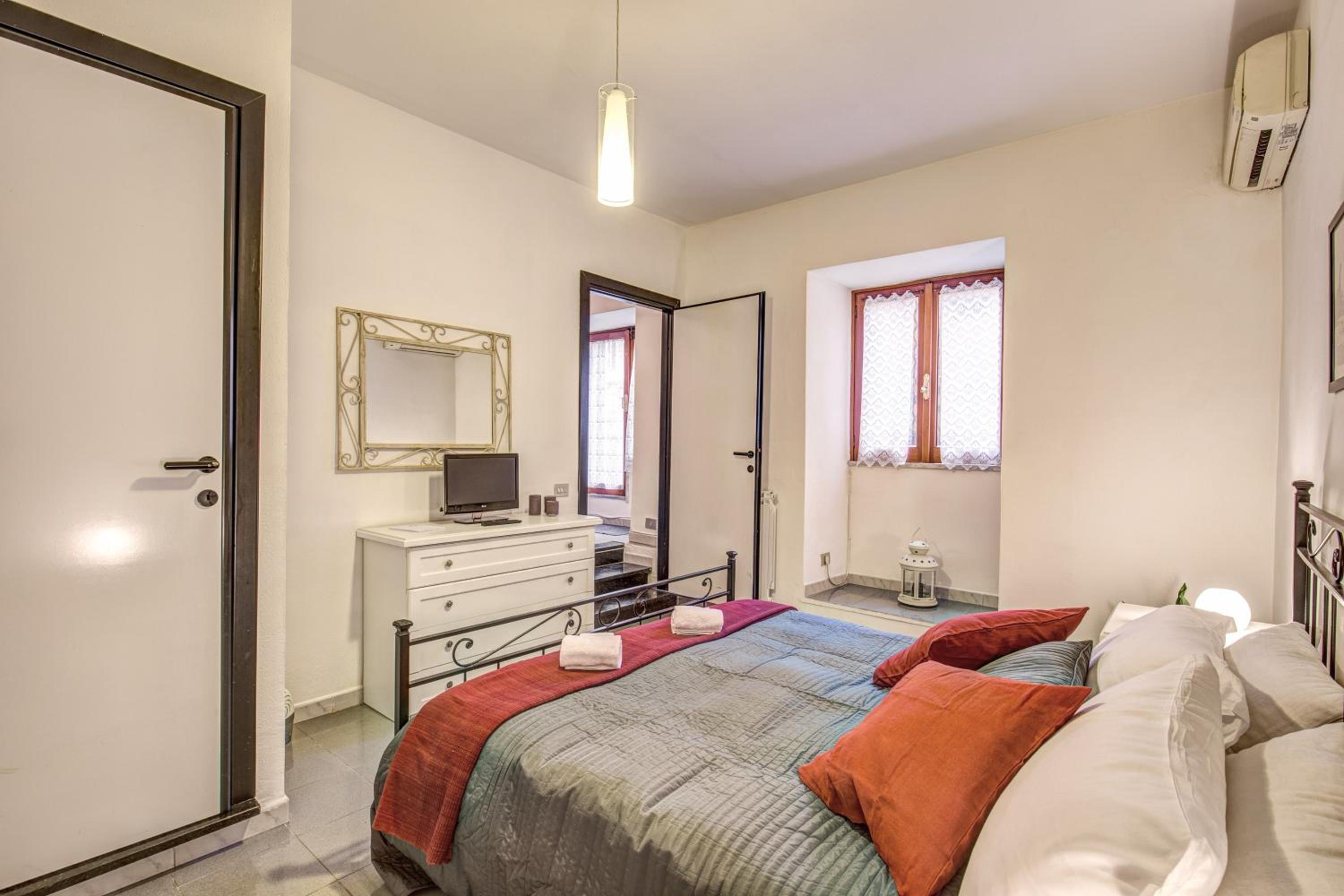 M&L Apartments - Ardesia Colosseo