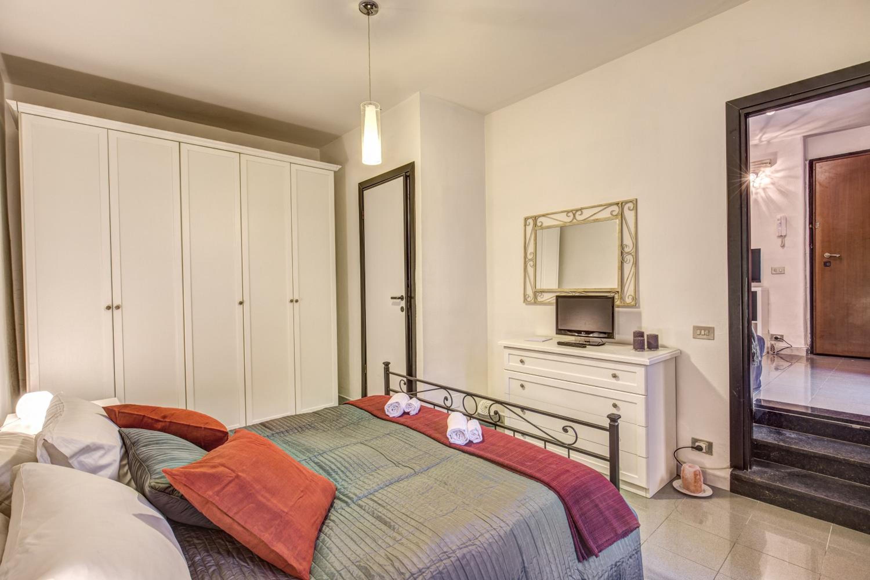 M&L Apartments - Ardesia Colosseo