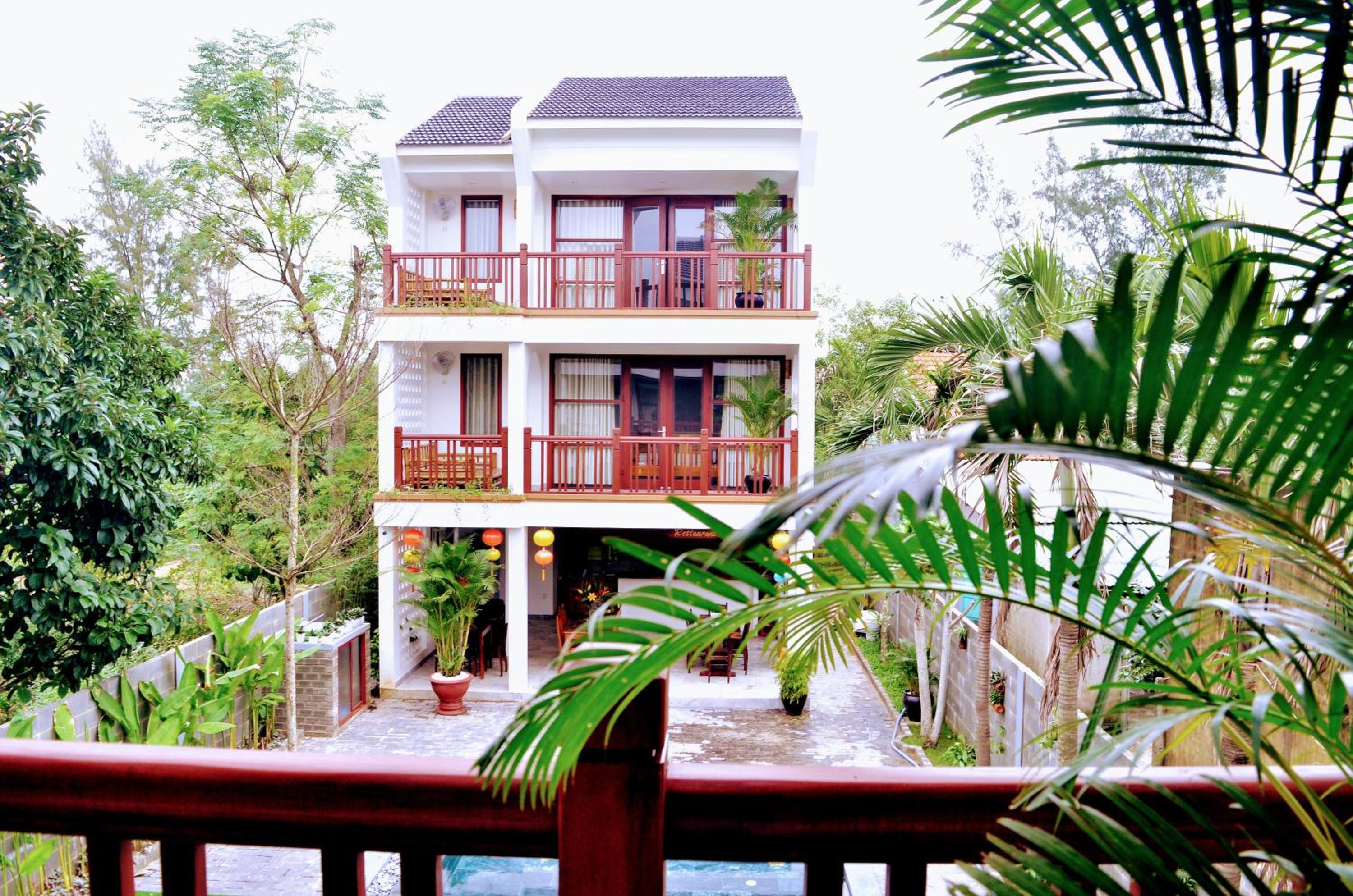 Louis Villa Hoi An