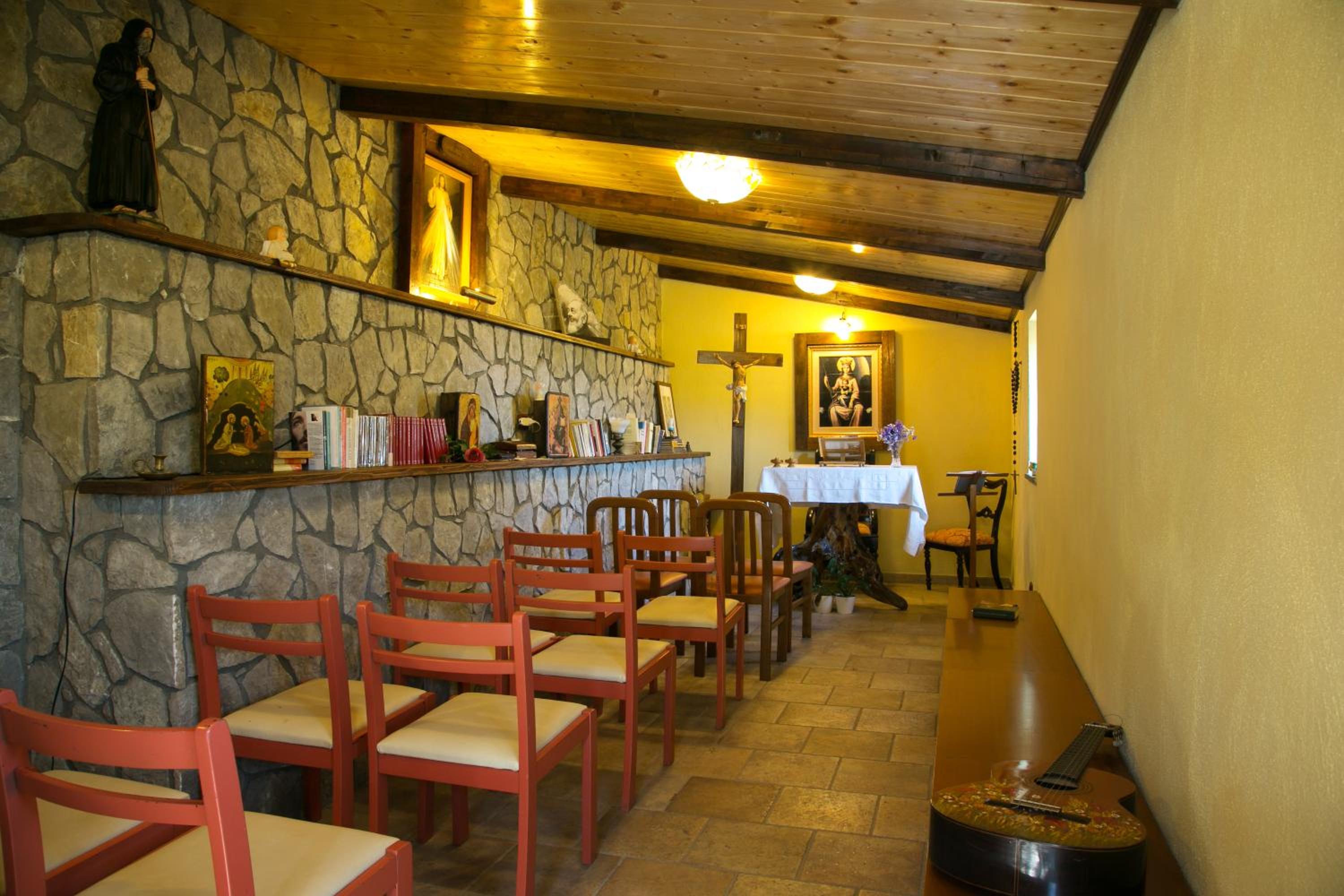 Photo 9