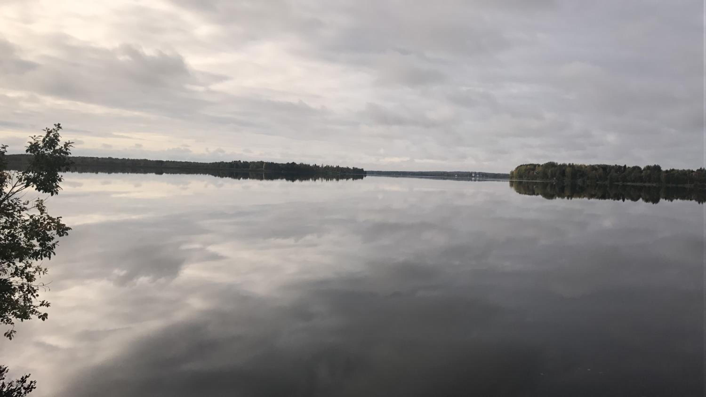 Ilmola resort by the river view 2