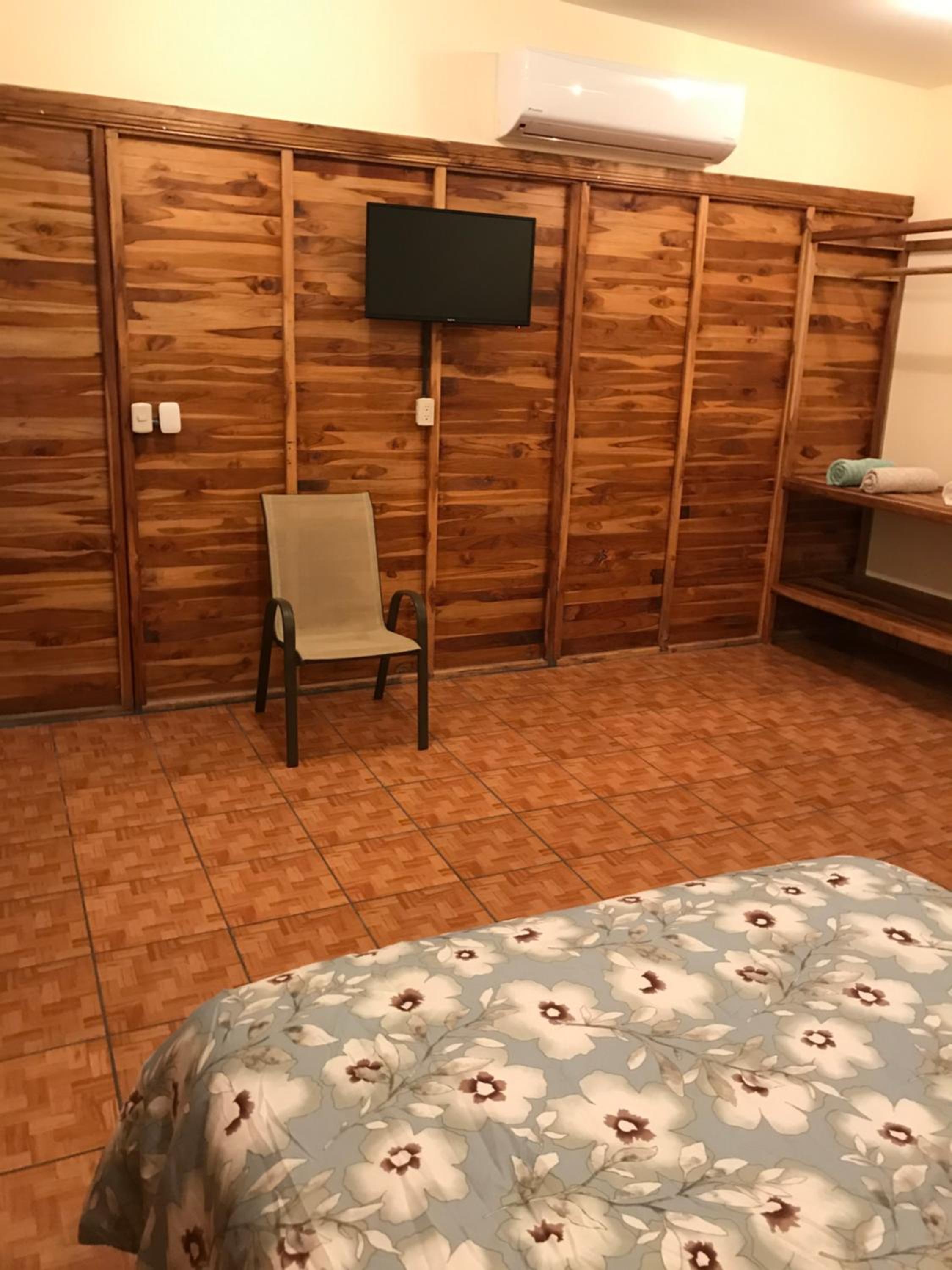 Hotel Cabañas La Teca
