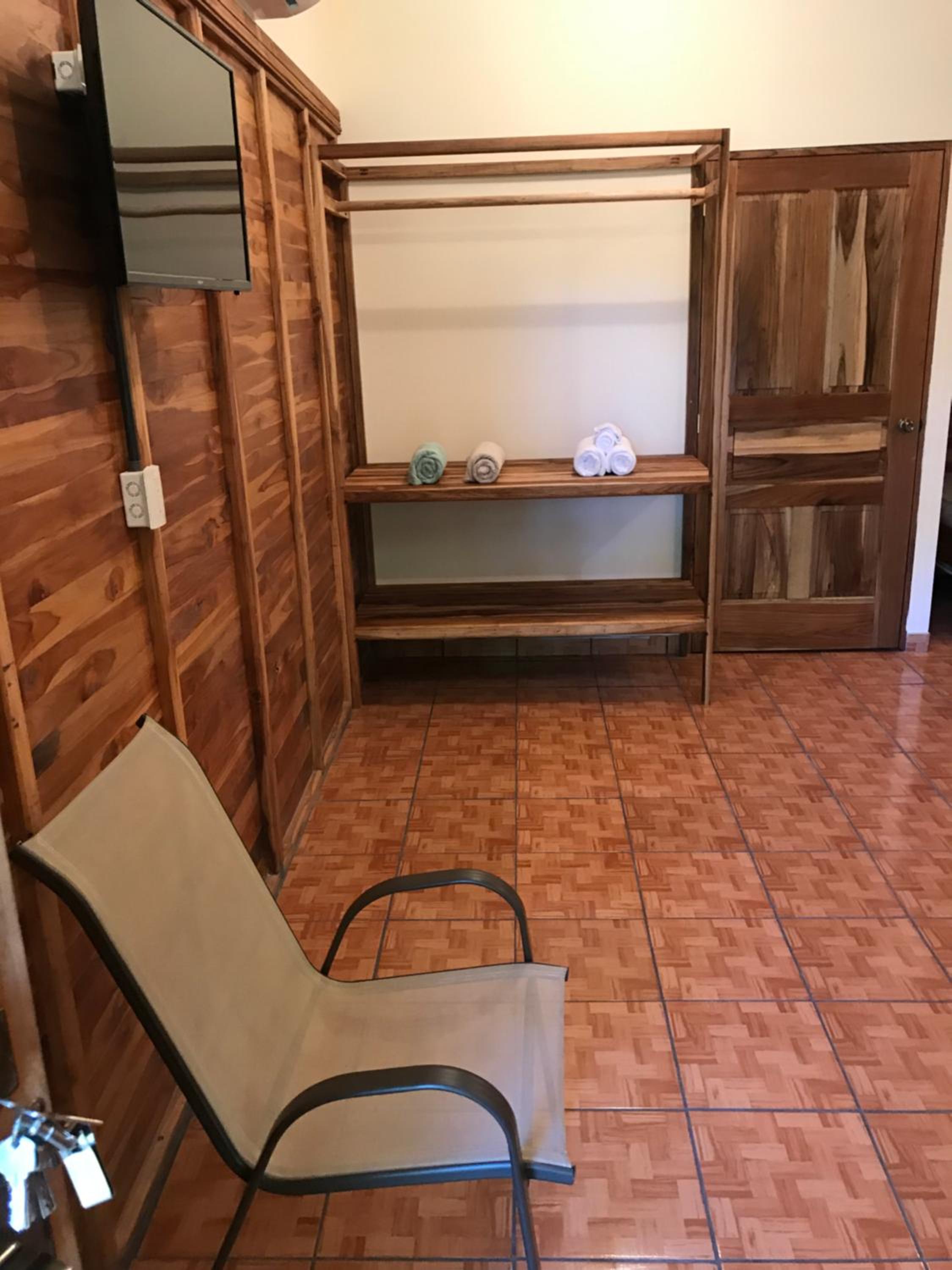 Hotel Cabañas La Teca