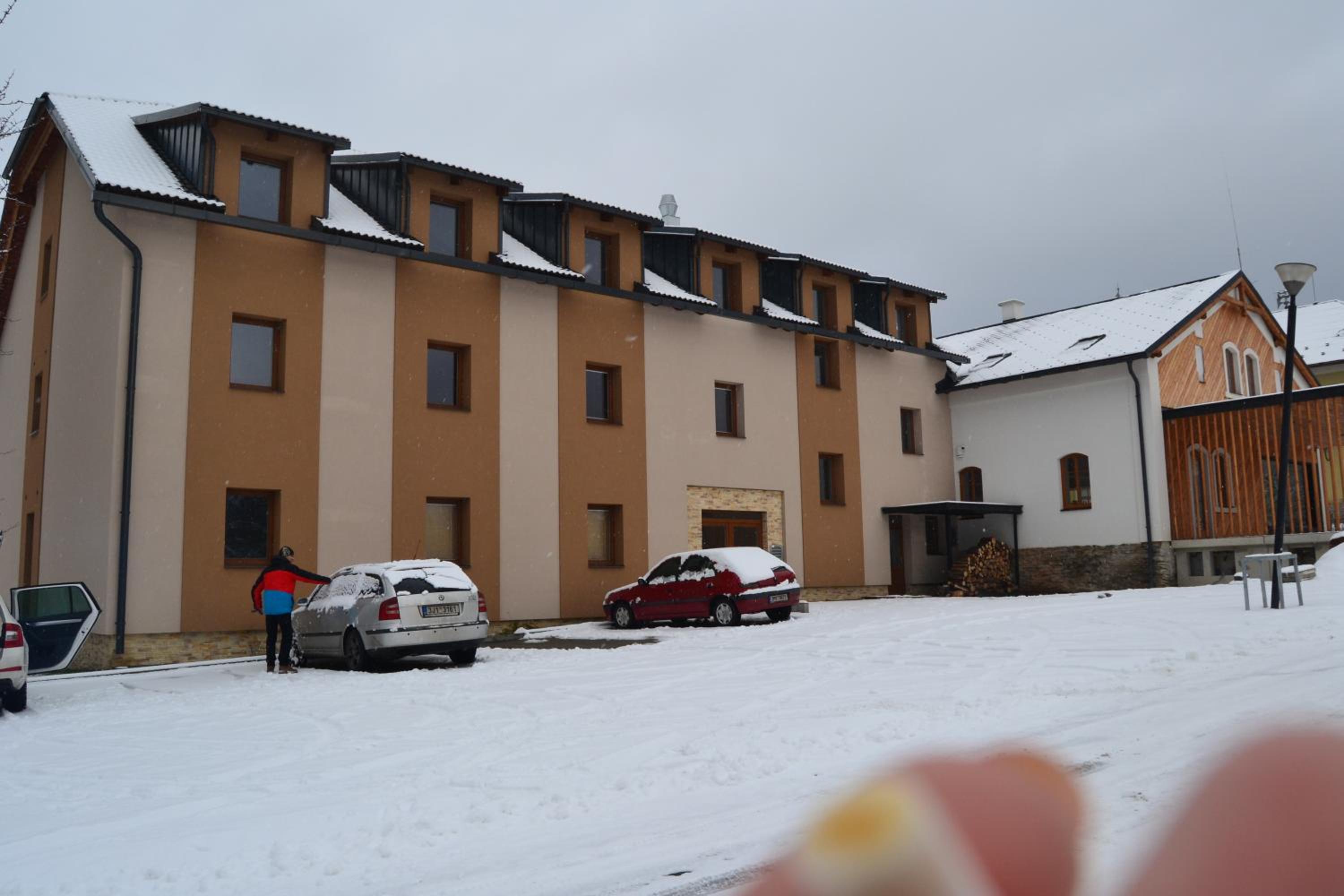 Photo 10