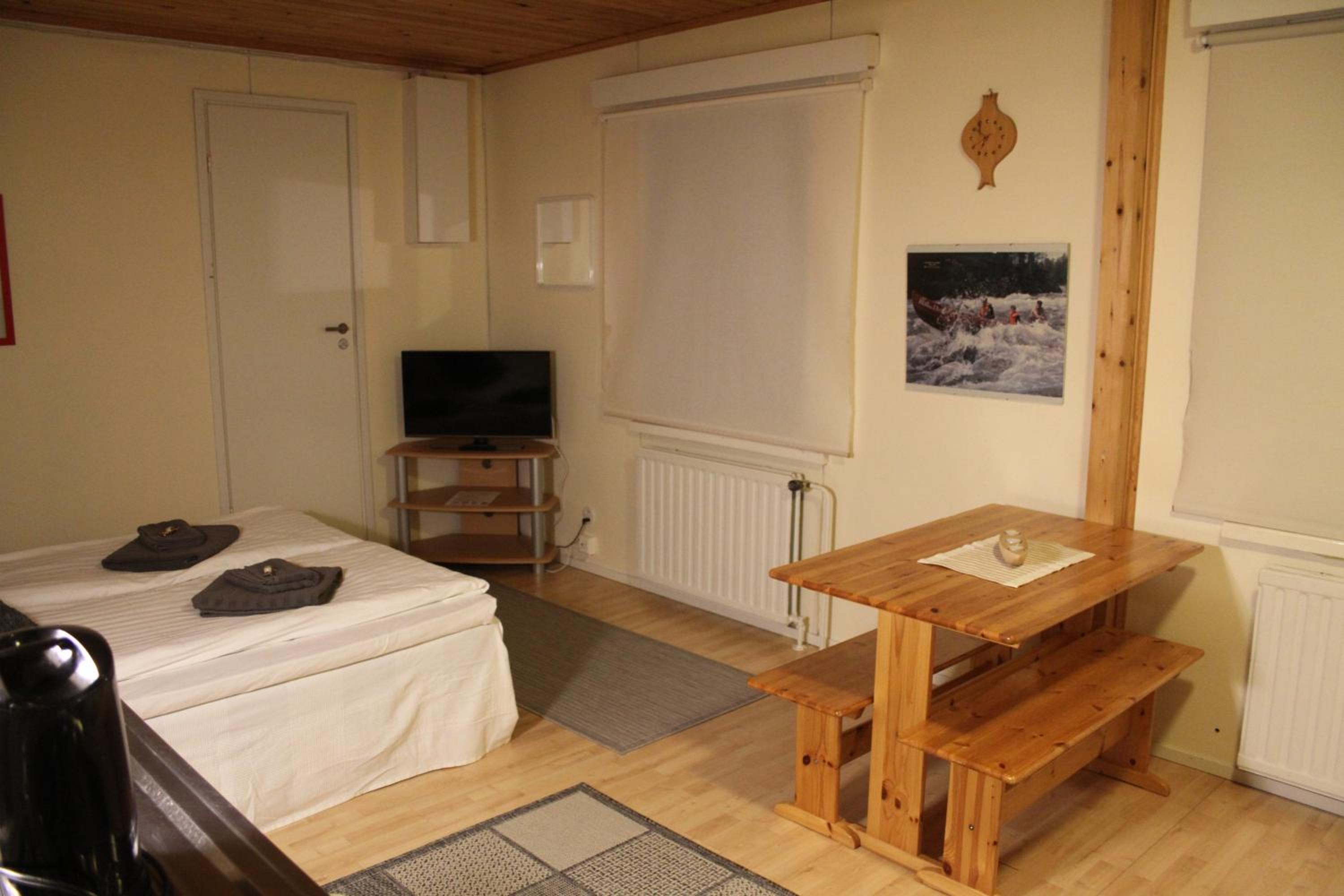 B&B RukaTupa