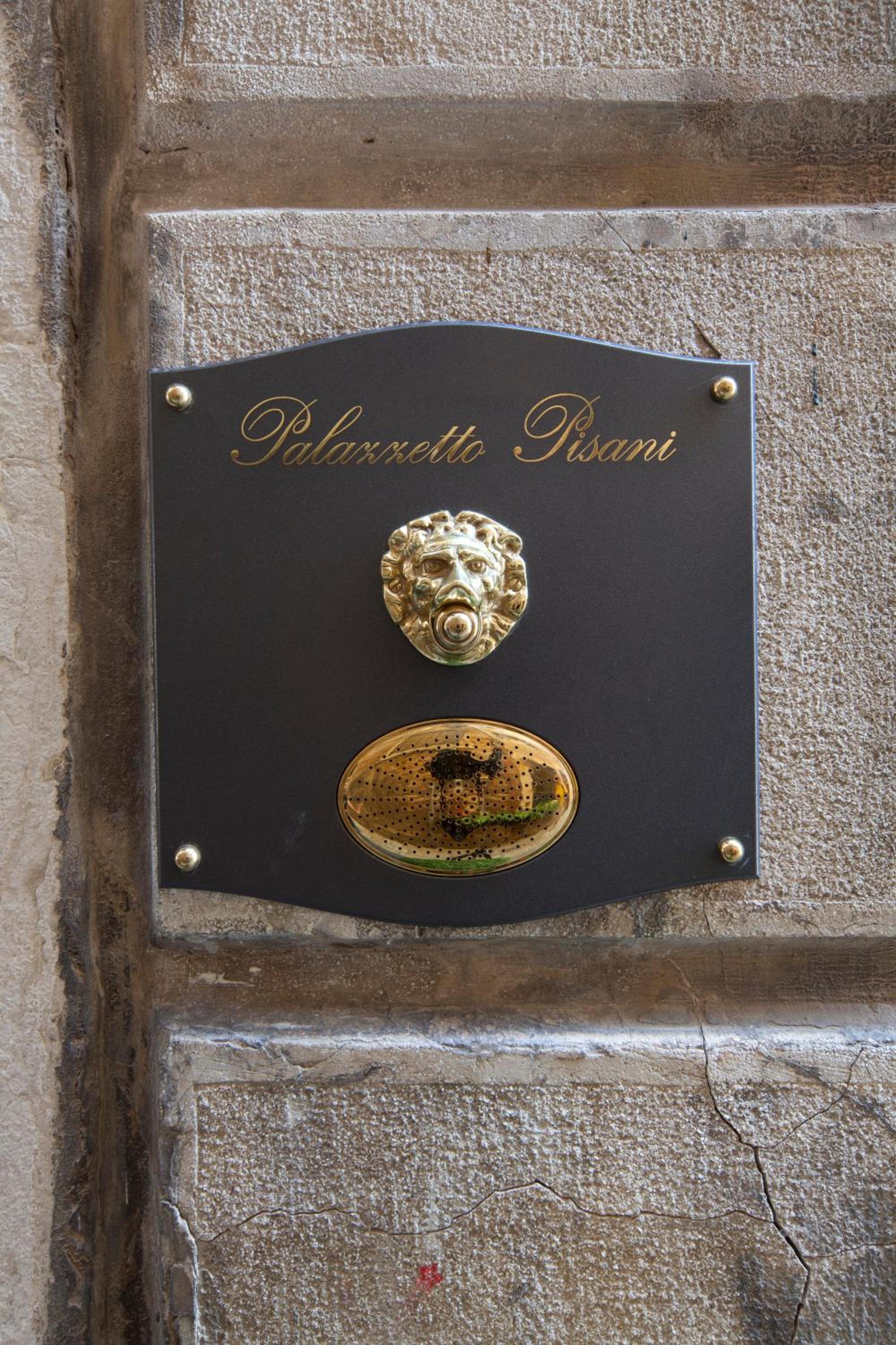 Palazzetto Pisani Grand Canal