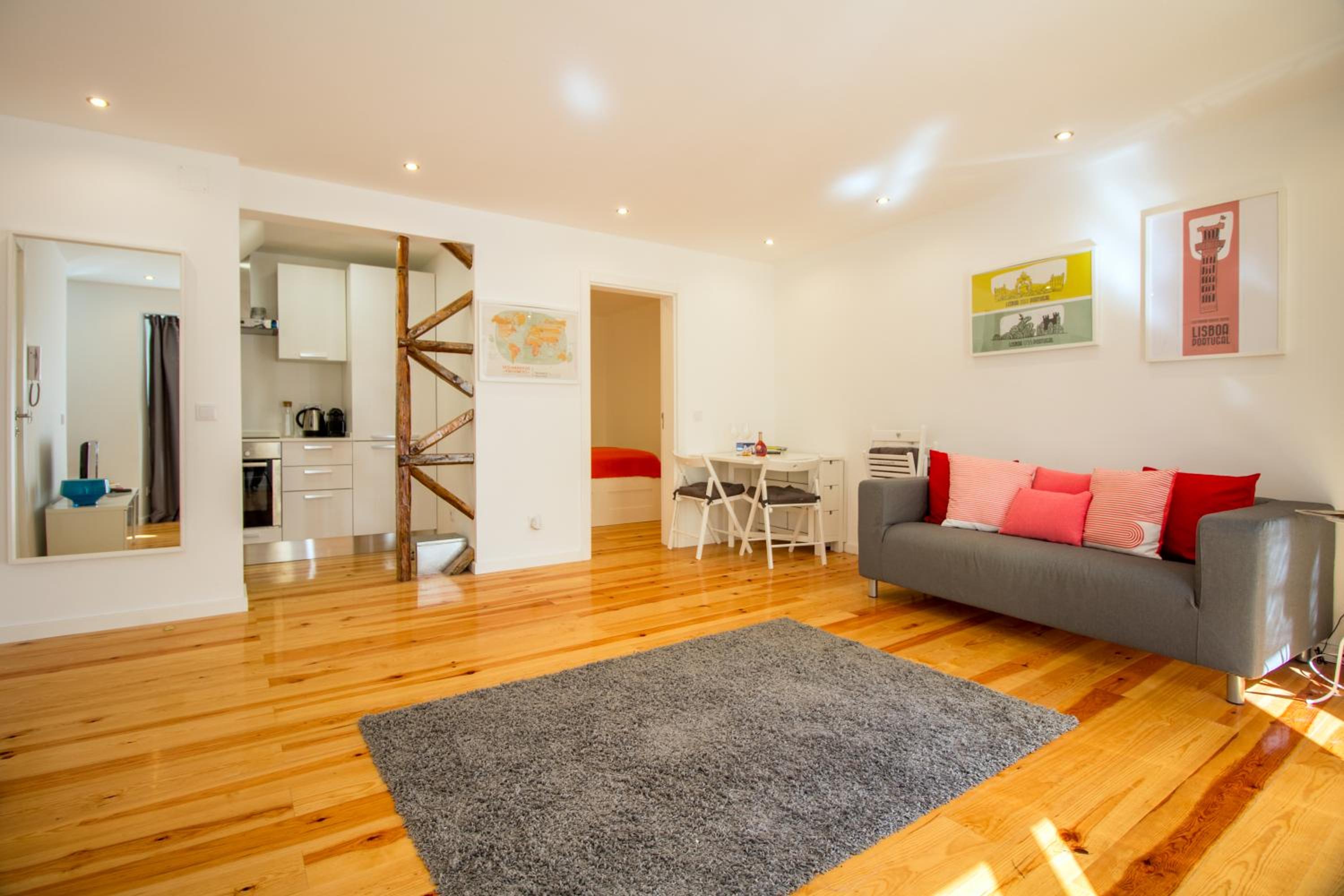 Bica Historical Tram Apartment view 5