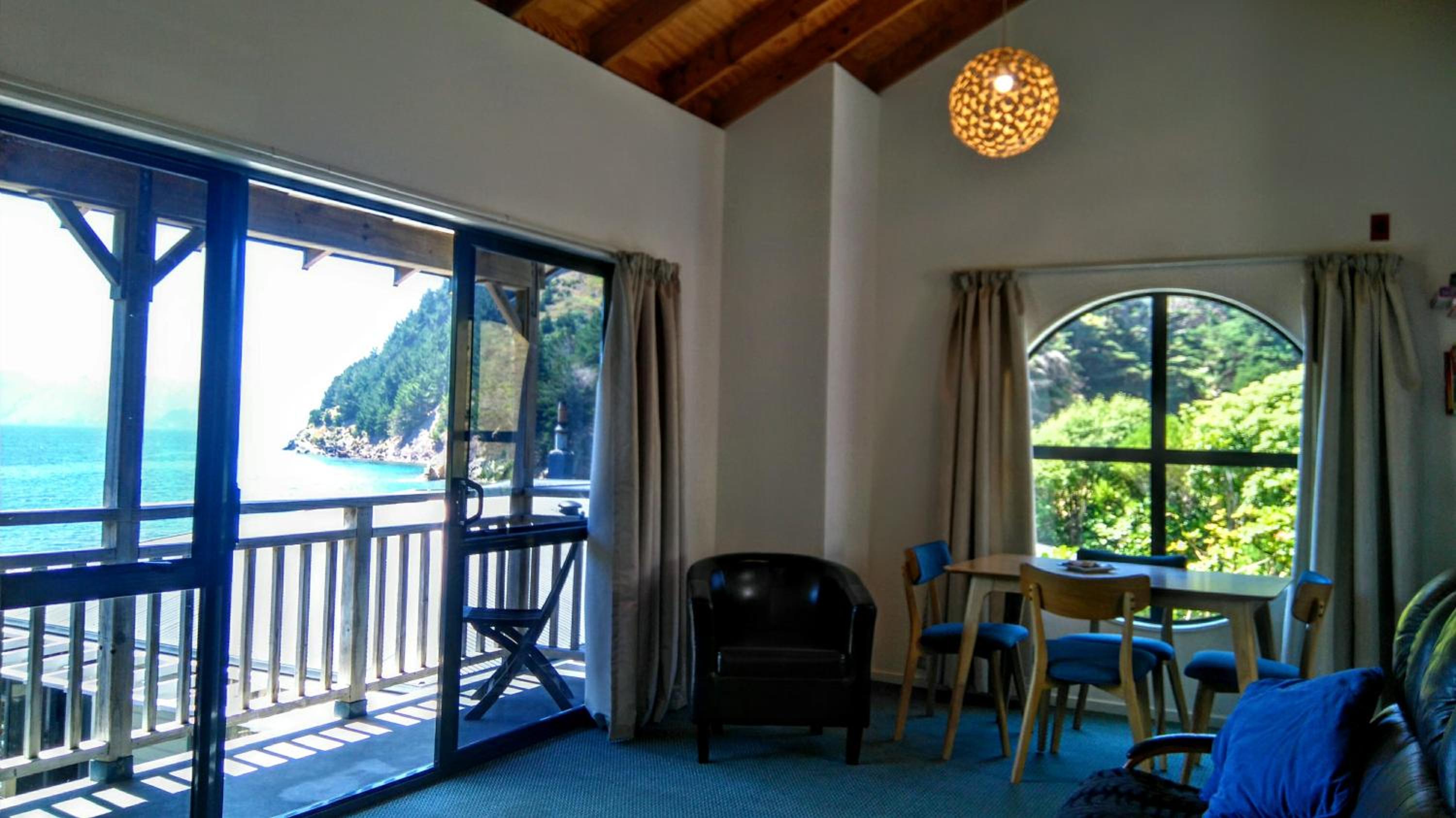 French Pass Beachfront Villas