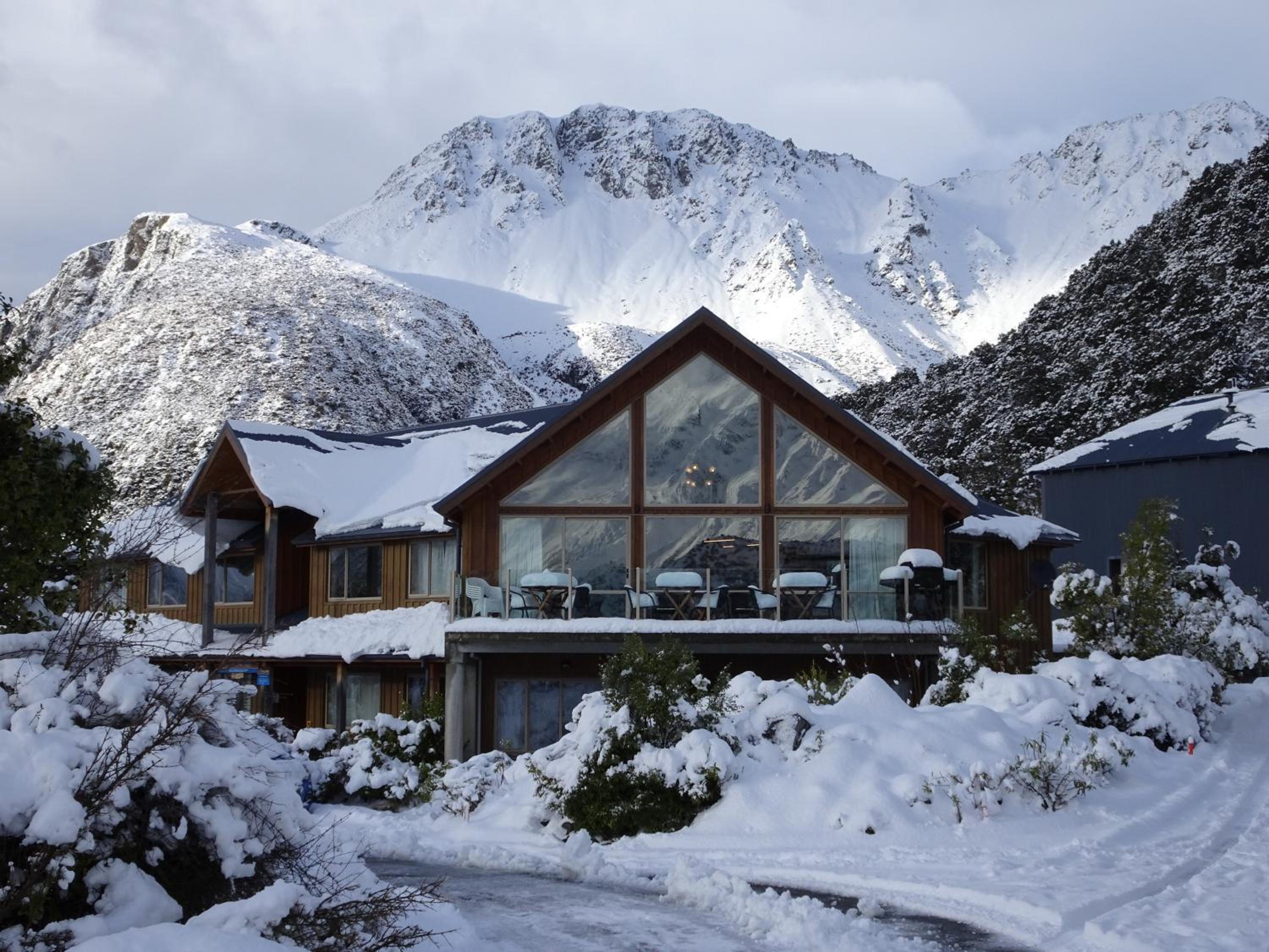 Aoraki Mount Cook Alpine Lodge view 2