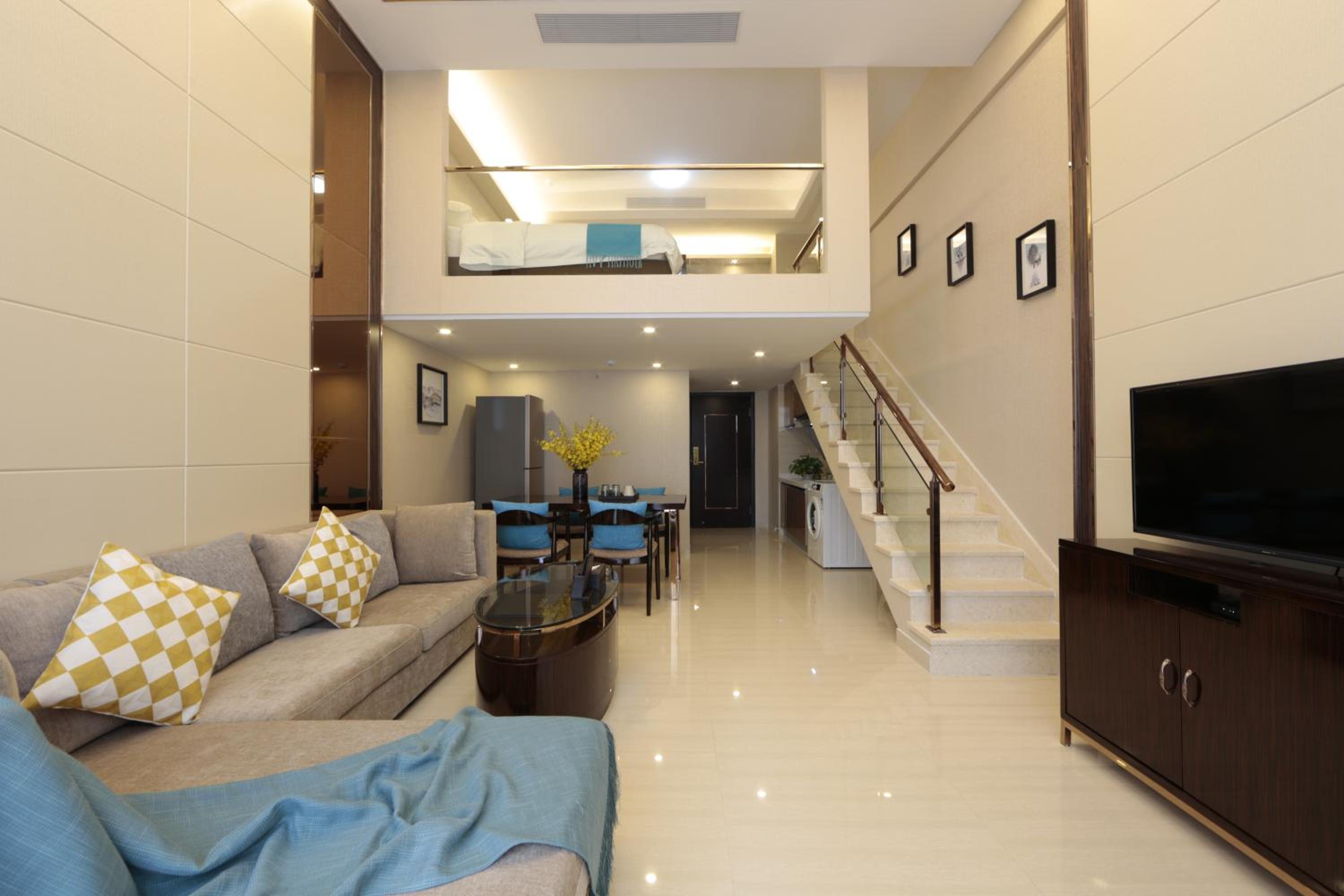 Waifiden Duplex Apartment Zhongyong Jinyu Building-Free Shuttle Bus to Canton Fair