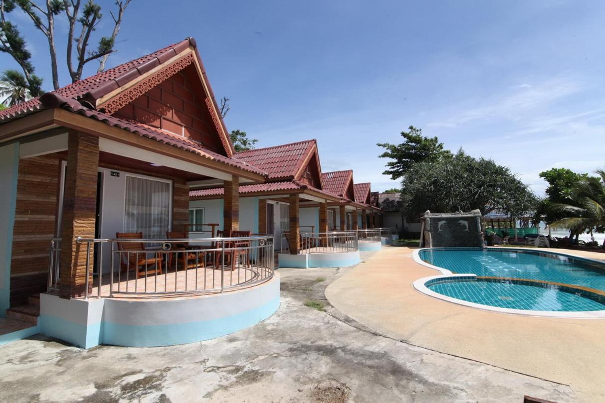 Lanta Paradise Beach Resort