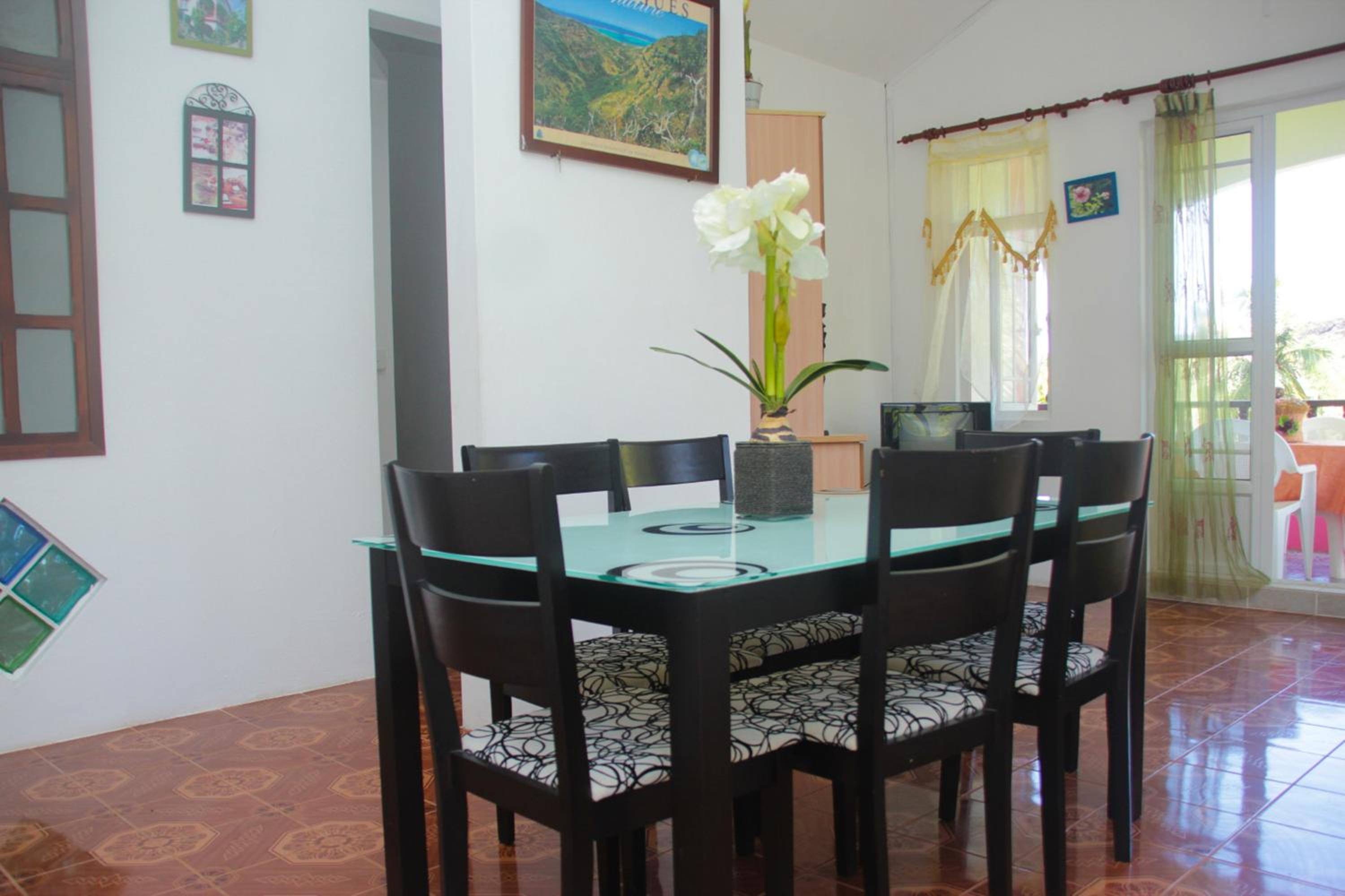La Villa Allamanda