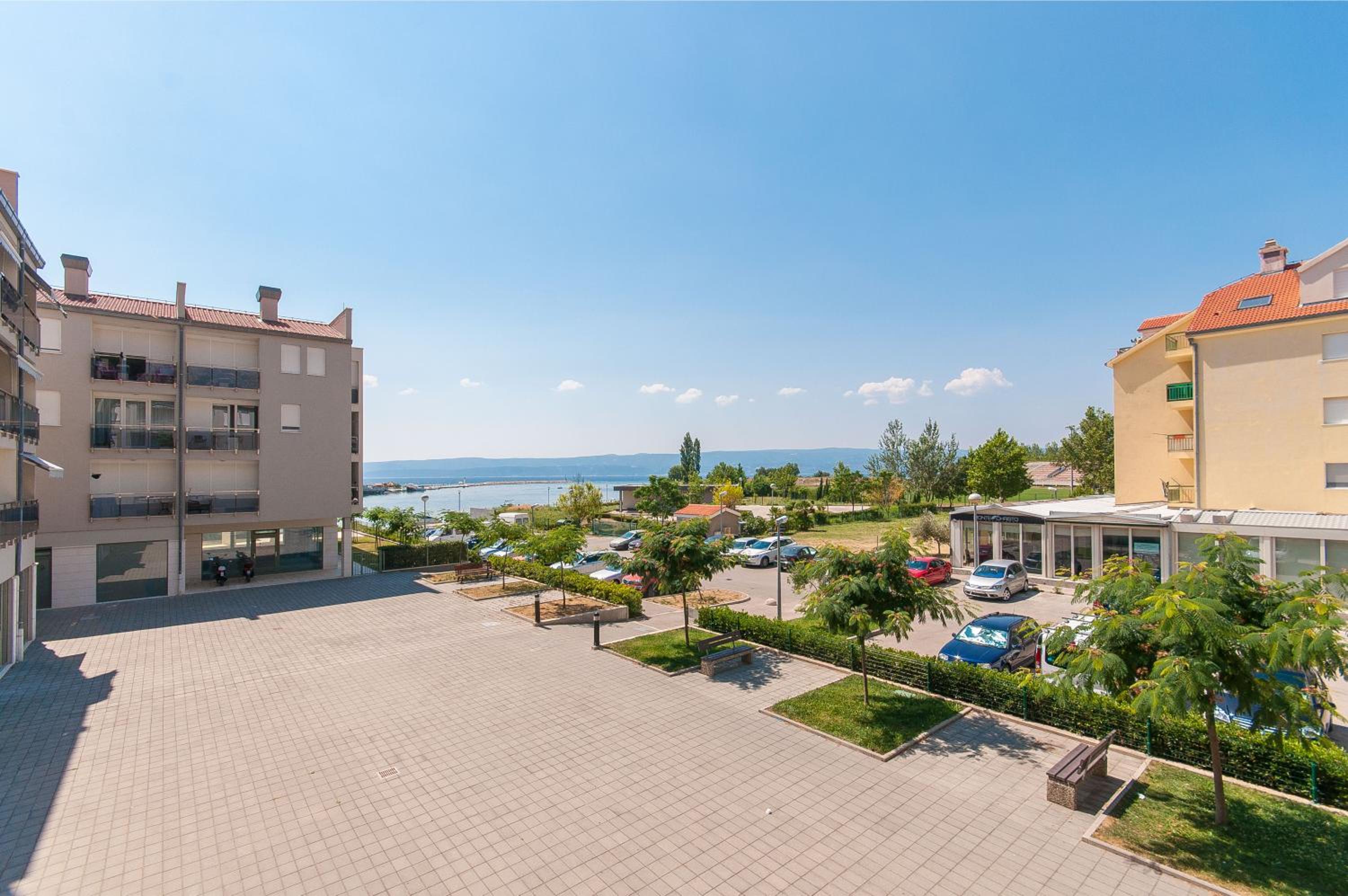 AP 6+2 in one of the most luxury building in Omis view 2