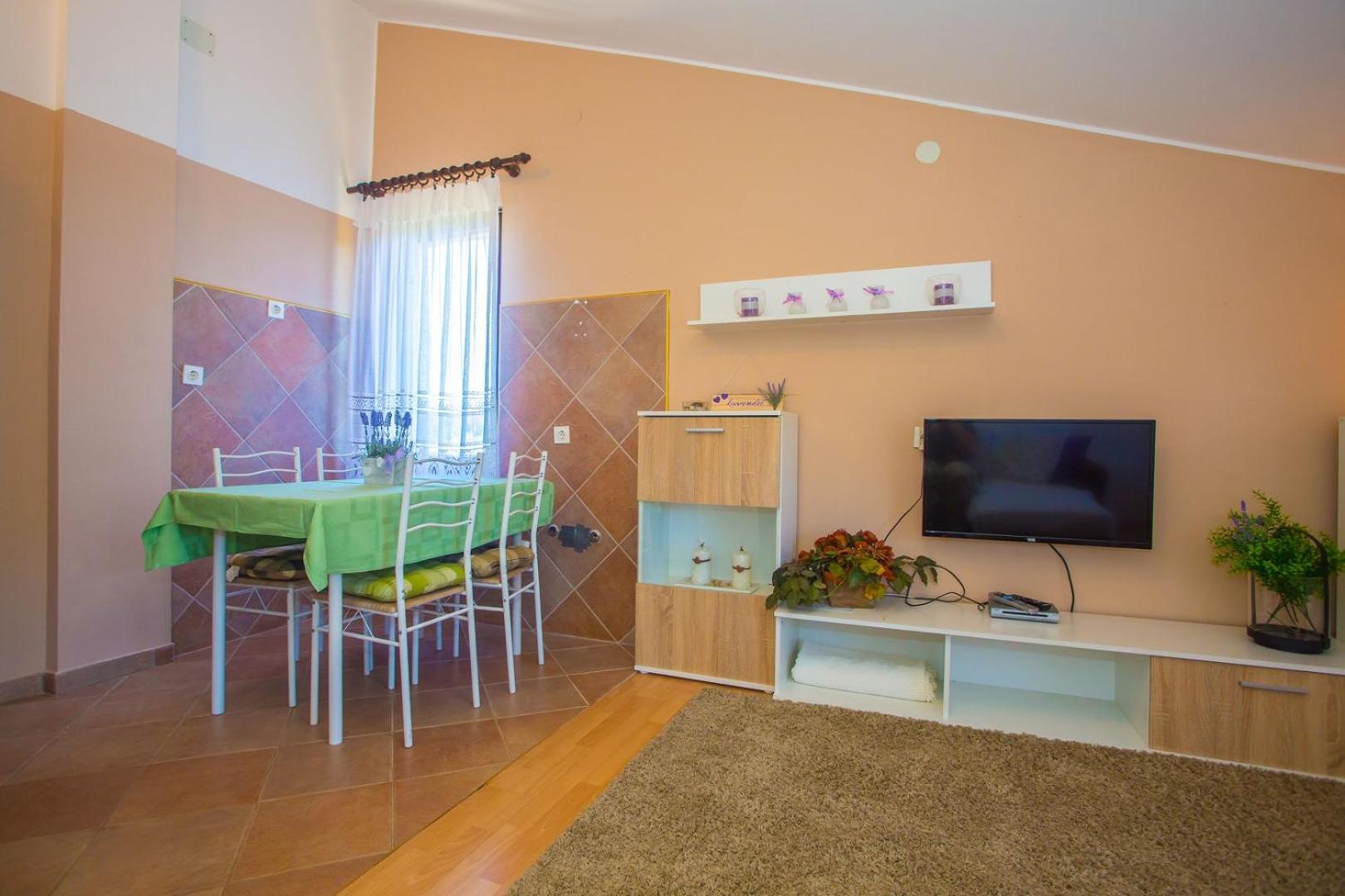 Apartments Garbina view 3