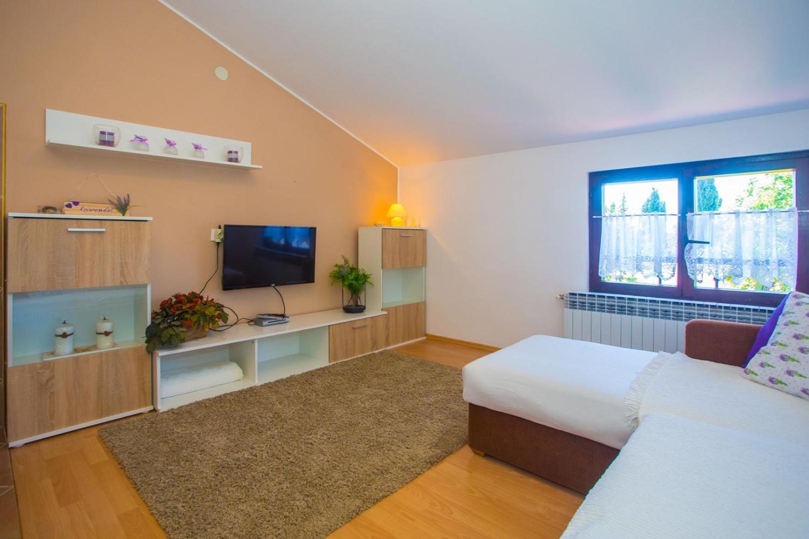 Apartments Garbina view 4