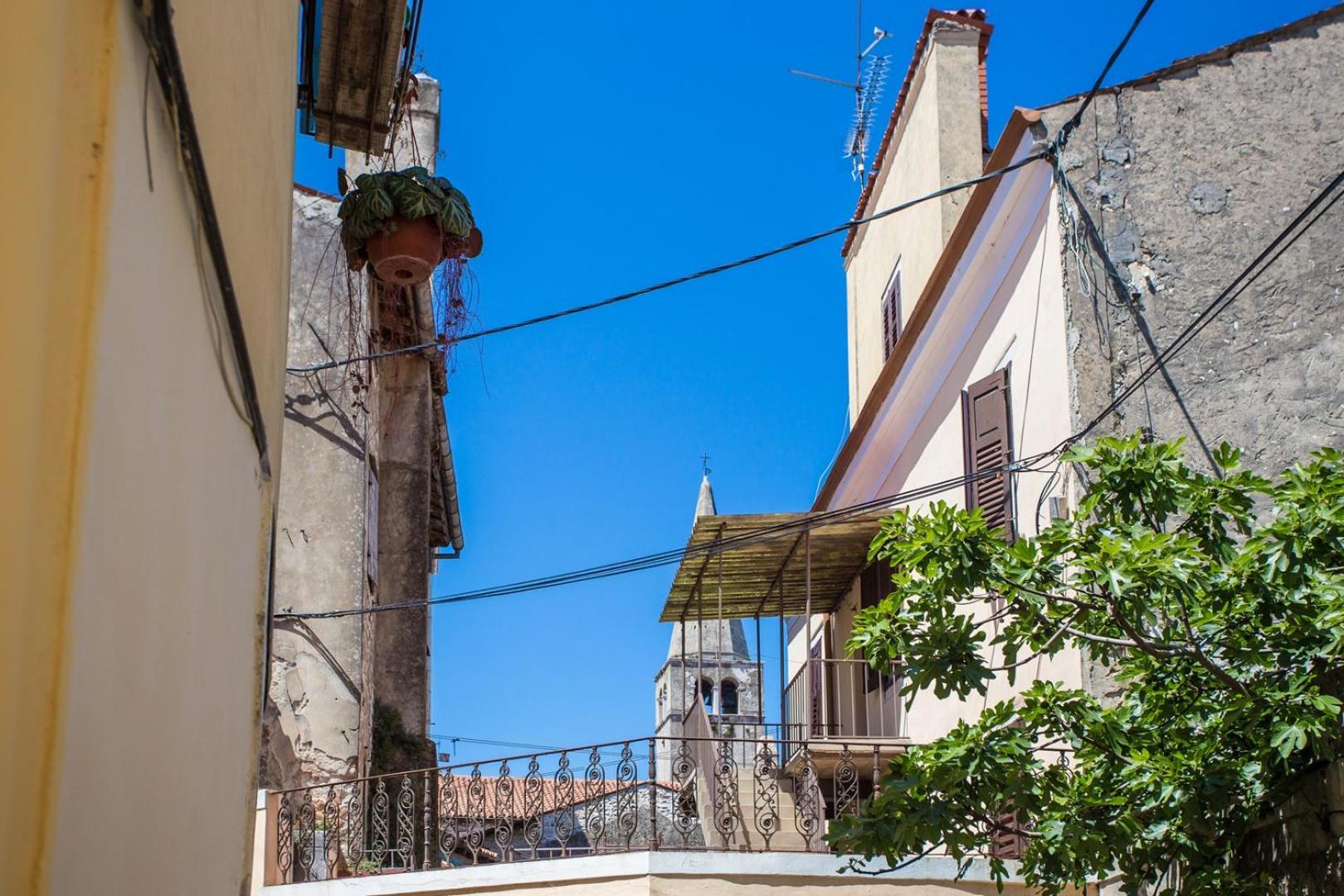 Old Town apartment - Property Image 16