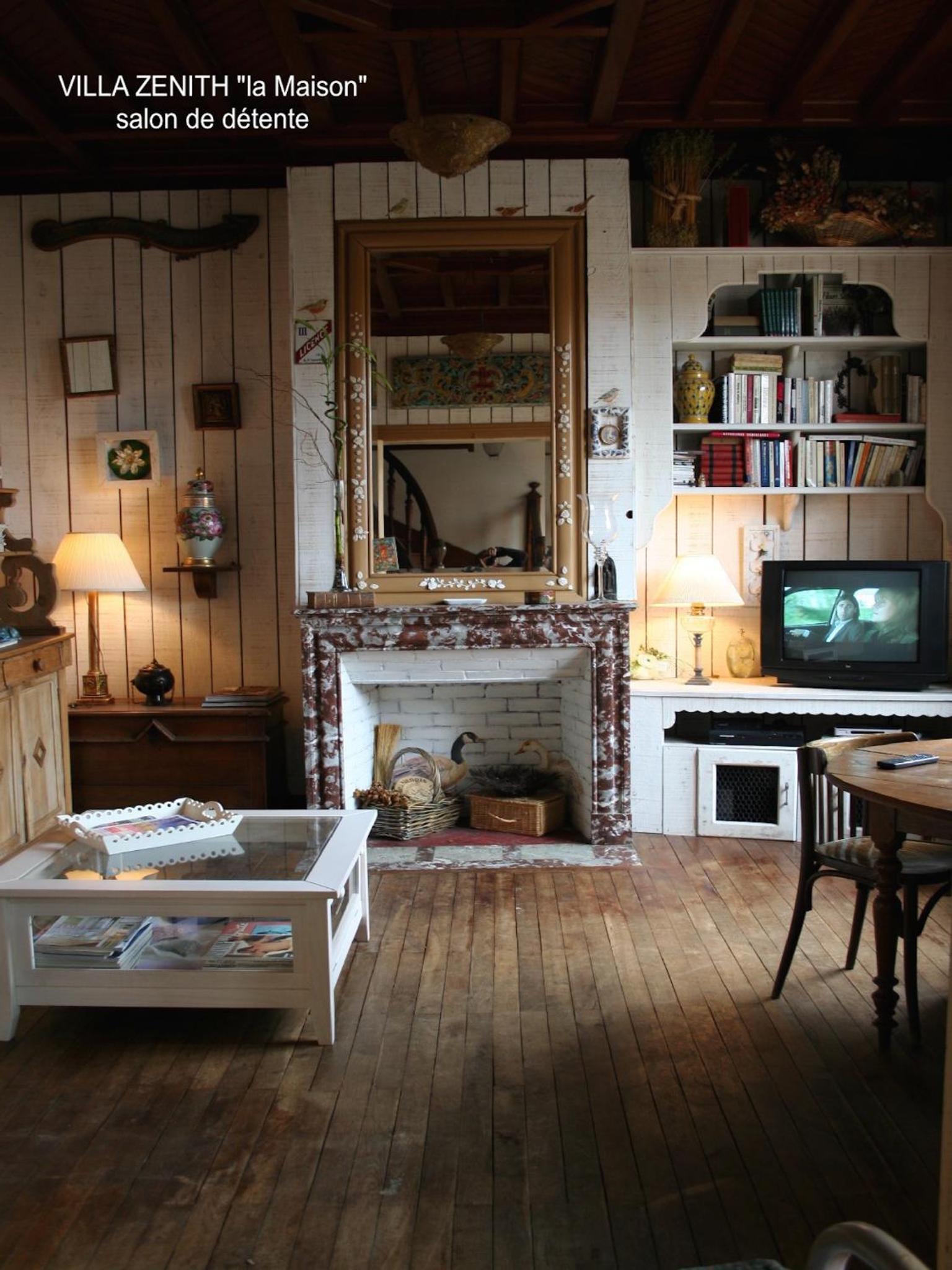 VILLA ZENITH Hostel - LA MAISON