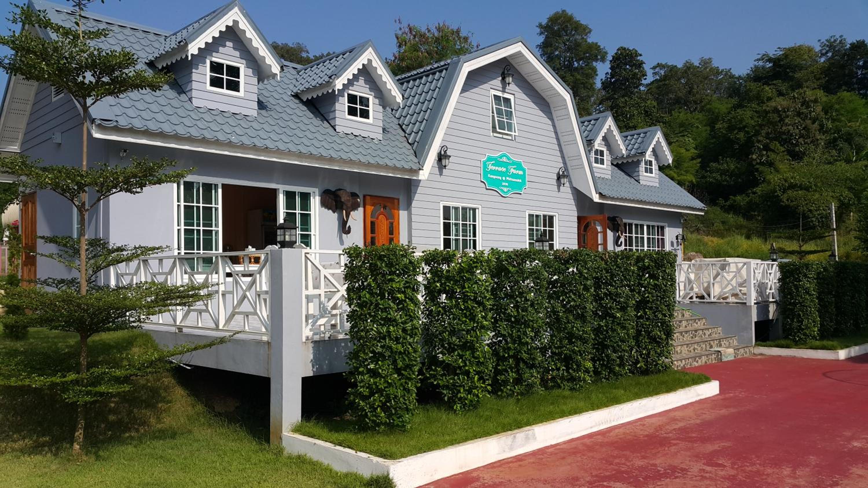 Farm Terrace