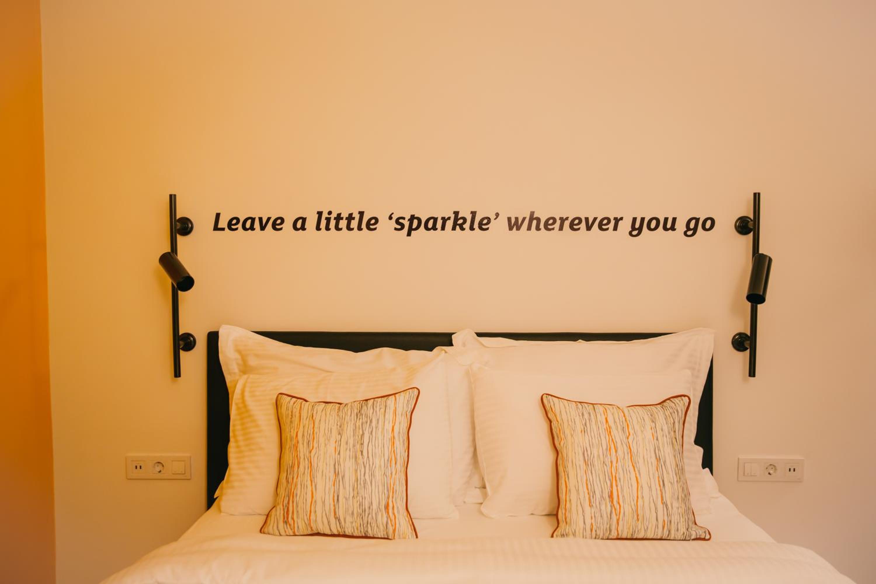 Sparkle Otel - Image 26