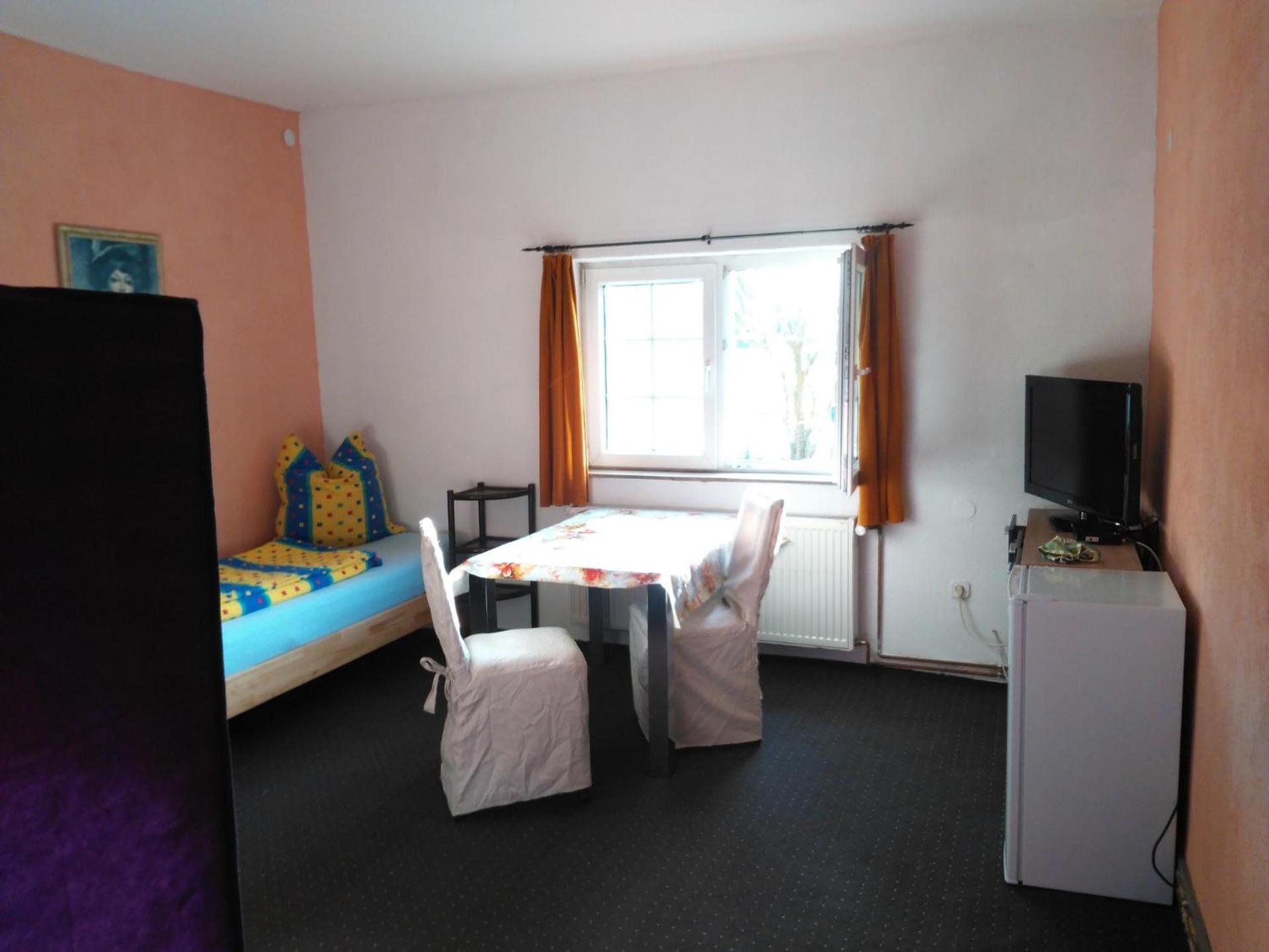 Photo 28