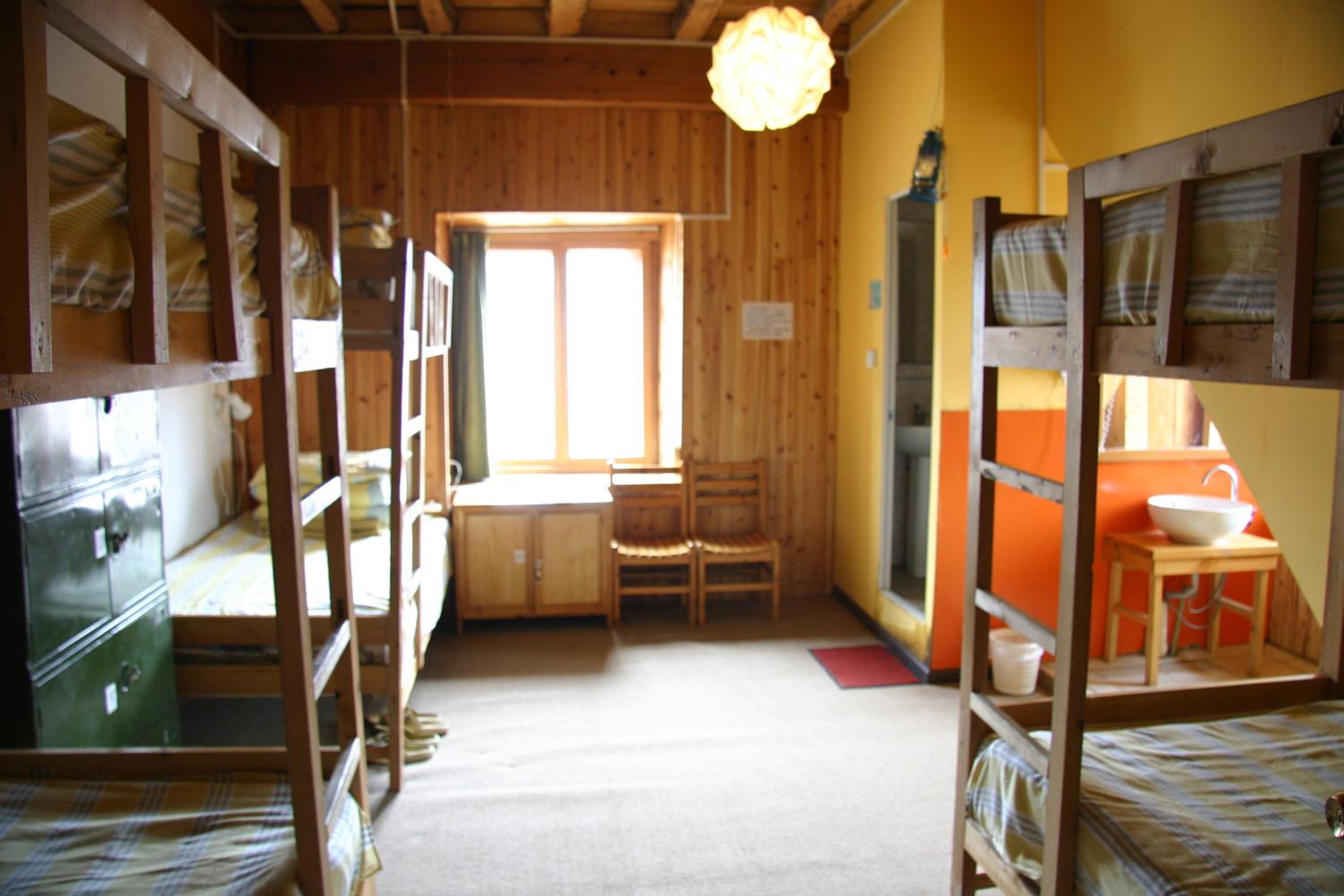 Shangri-La Lao Shay Youth Hostel