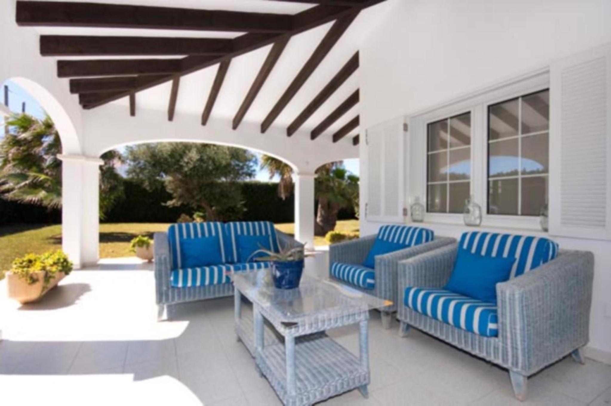 Villa Savanna Spacious villa with private pool near the beach