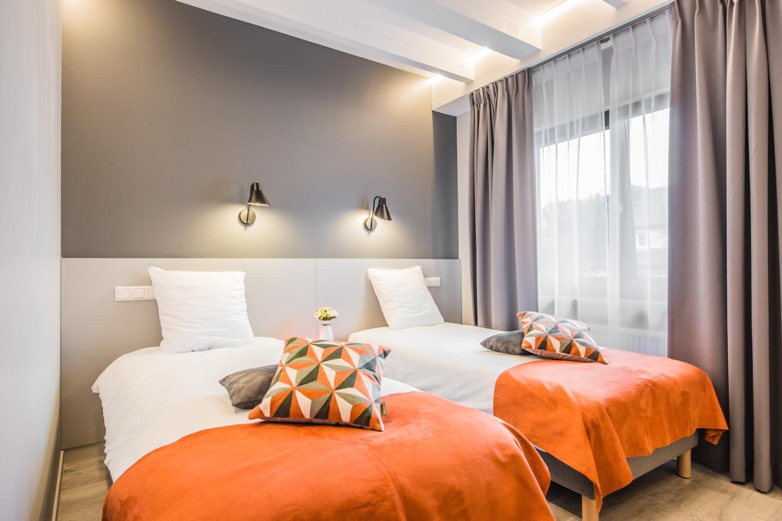 Luxembourg Vacations - Mandarina Hotel Luxembourg Strassen - Property Image 2