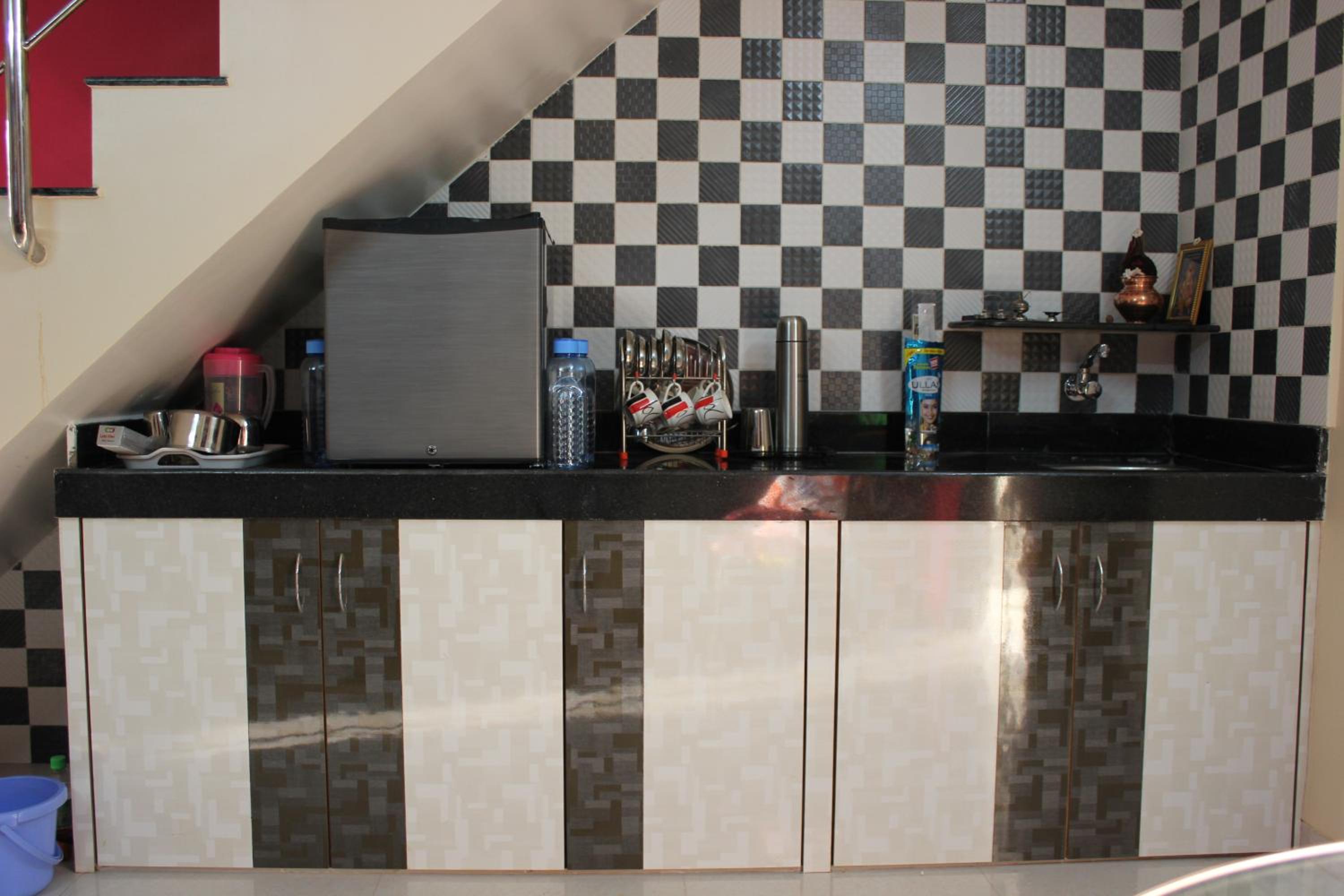 Photo 6