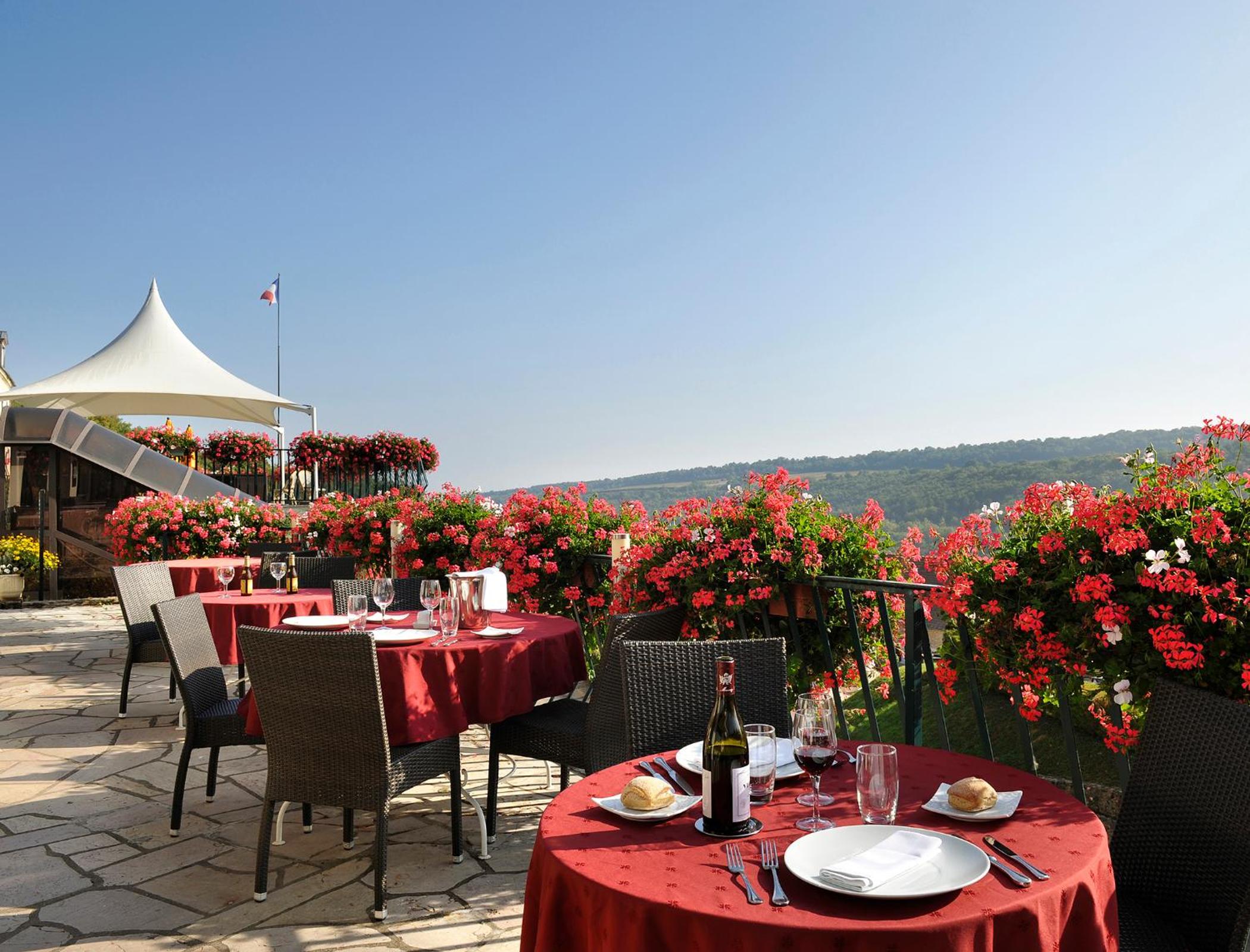 restaurant