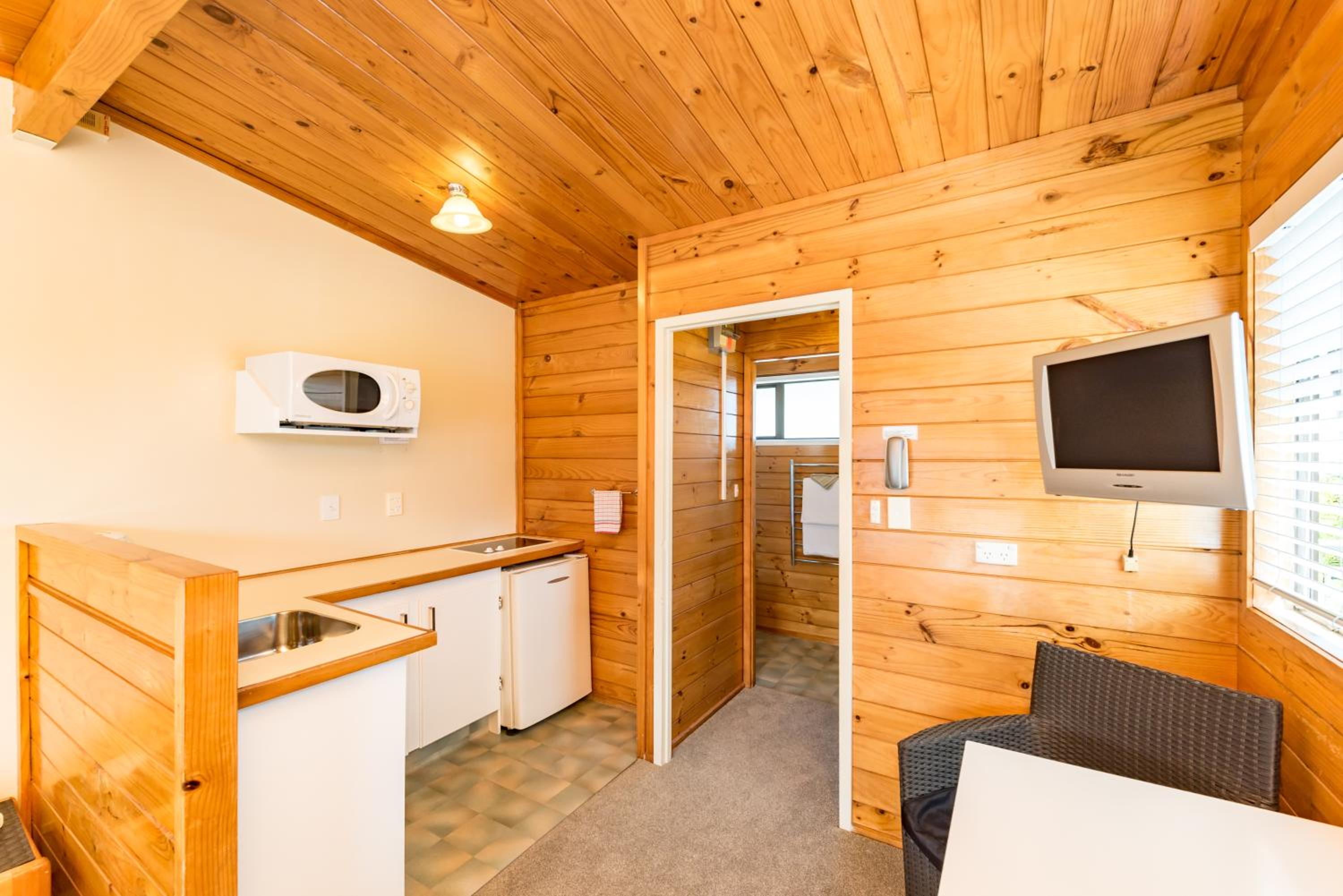 Outrigger Motel
