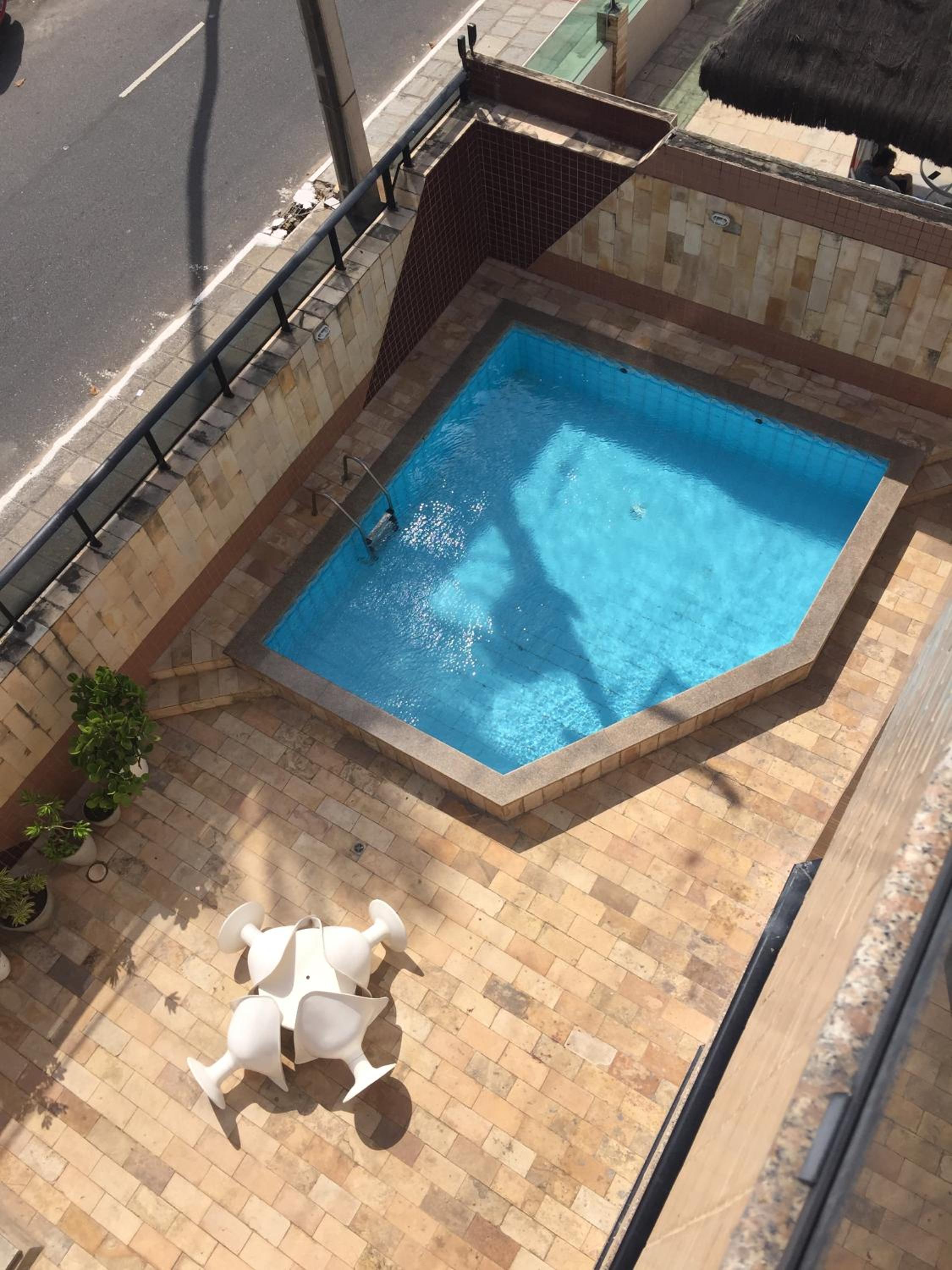 Apartamento de frente ao Mar a 50m do MAG Shopping